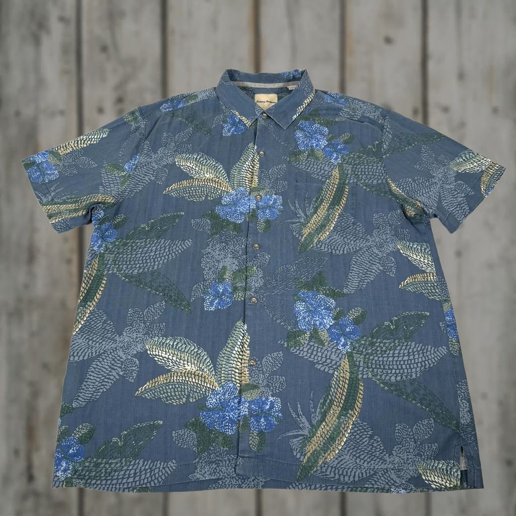 Tommy Bahama Tommy Bahama Shirt Mens XL Blue Floral Hawaiian Silk Button Up Ocean Beach Shirt Size US XL / EU 56 / 4 - 1 Thumbnail