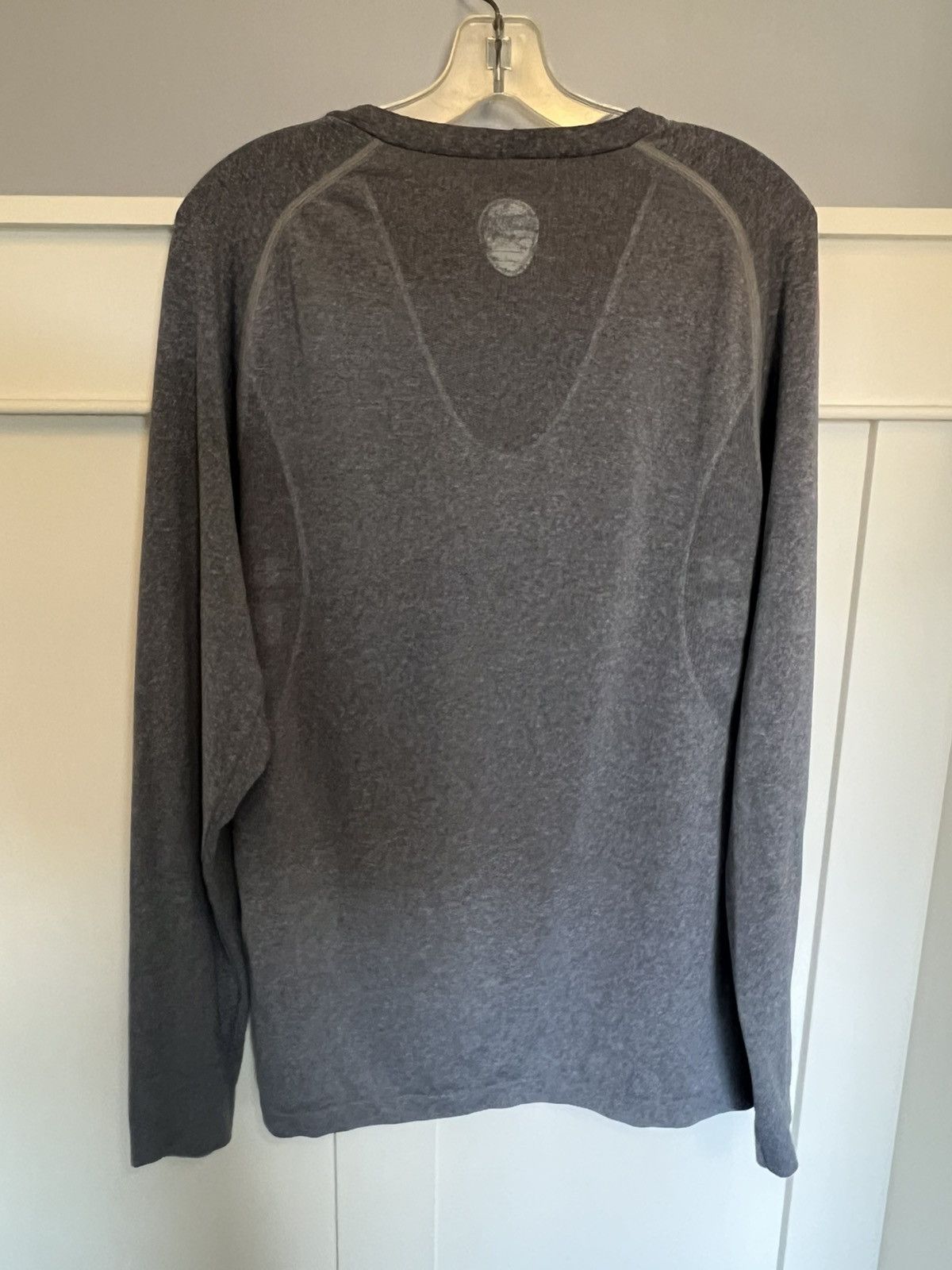 Nike Vintage Nike dri-fit long sleeve activewear shirt Size US L / EU 52-54 / 3 - 1 Thumbnail