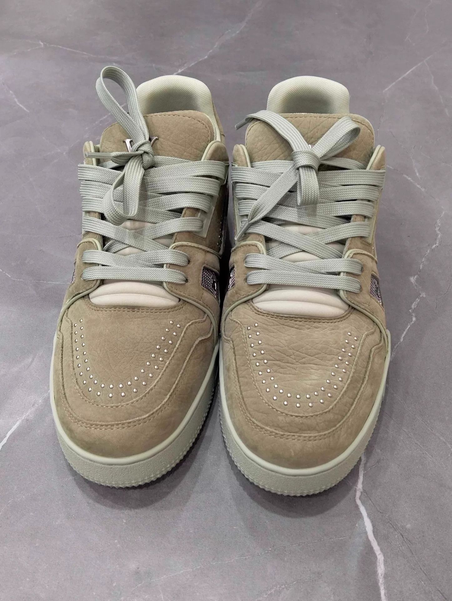 Louis Vuitton LV Trainer Green Studded Sneaker 42 Size US 9 / EU 42 - 4 Thumbnail