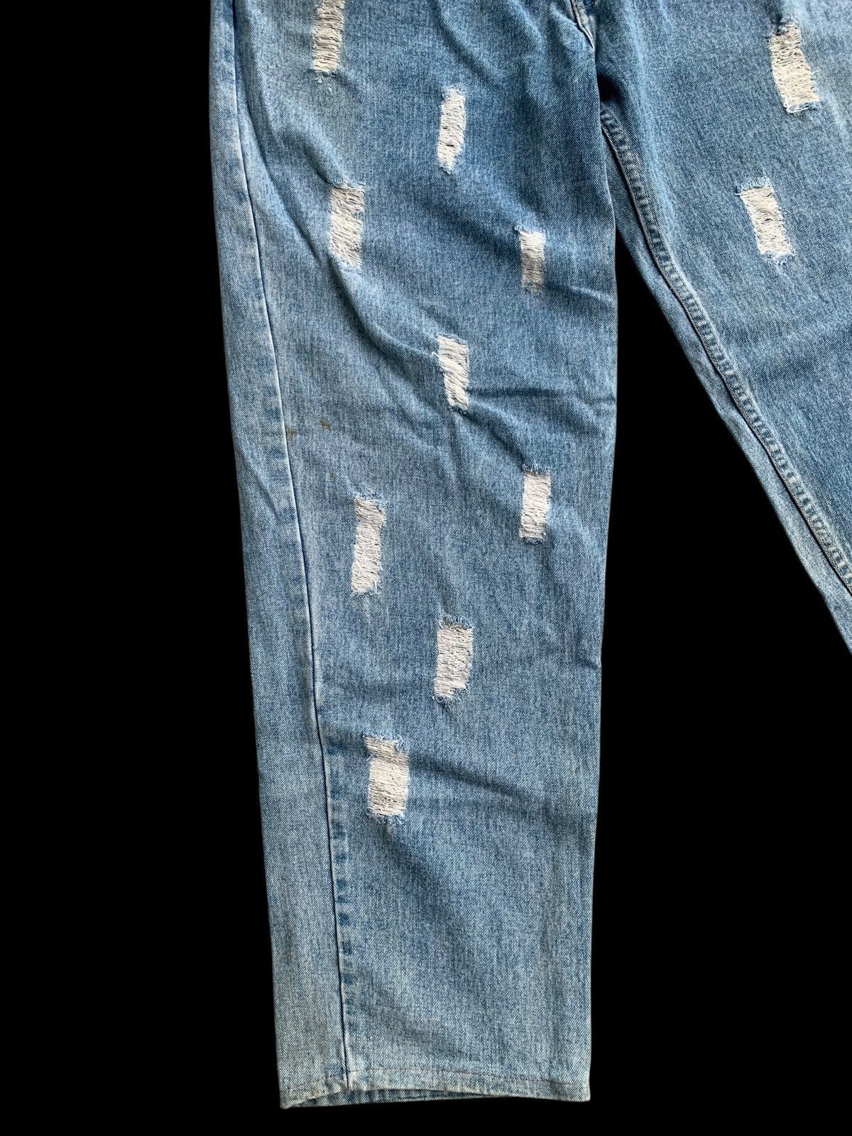 Guess × Japanese Brand × Vintage American Guess Light Blue Baggy Distressed Jeans Size US 34 / EU 50 - 19 Thumbnail