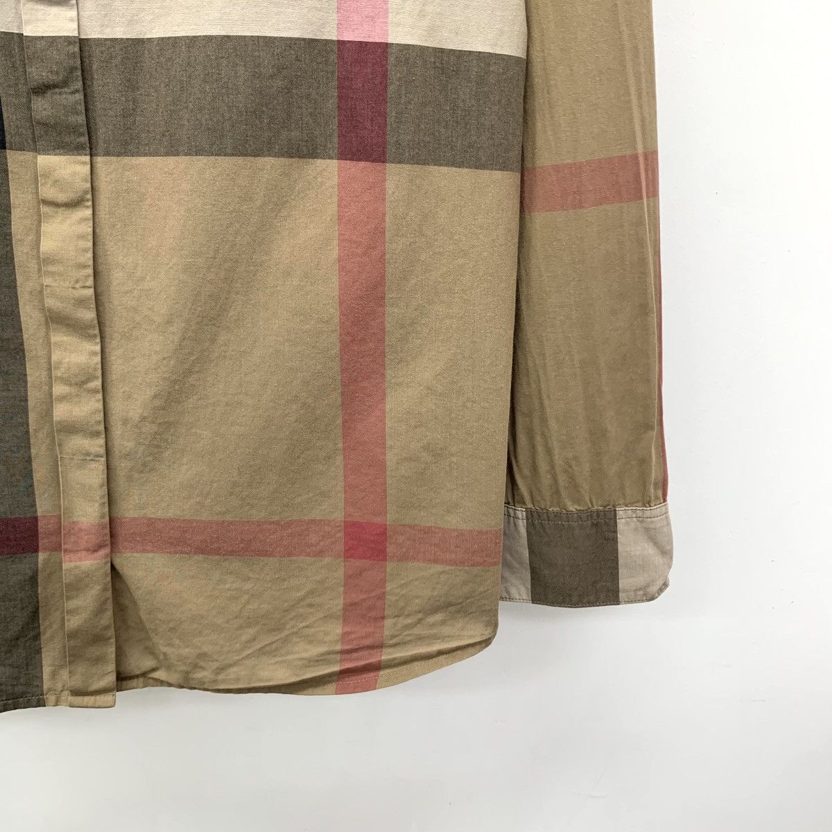 Burberry Burberry Classic Check Cotton Lapel Long Sleeve Shirt K26WX Size XS / US 0-2 / IT 36-38 - 4 Thumbnail