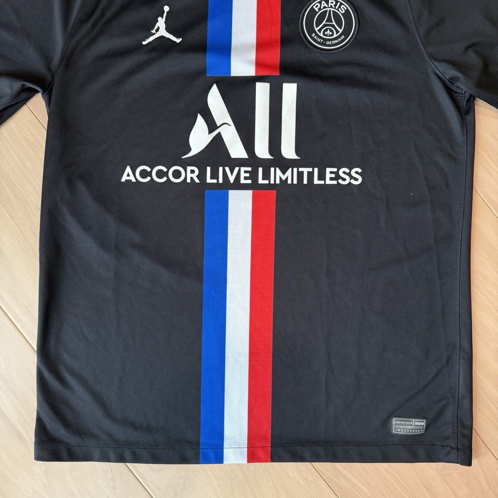 Nike Air Jordan Paris Saint Germain Jersey Large Black Soccer Size US L / EU 52-54 / 3 - 4 Thumbnail