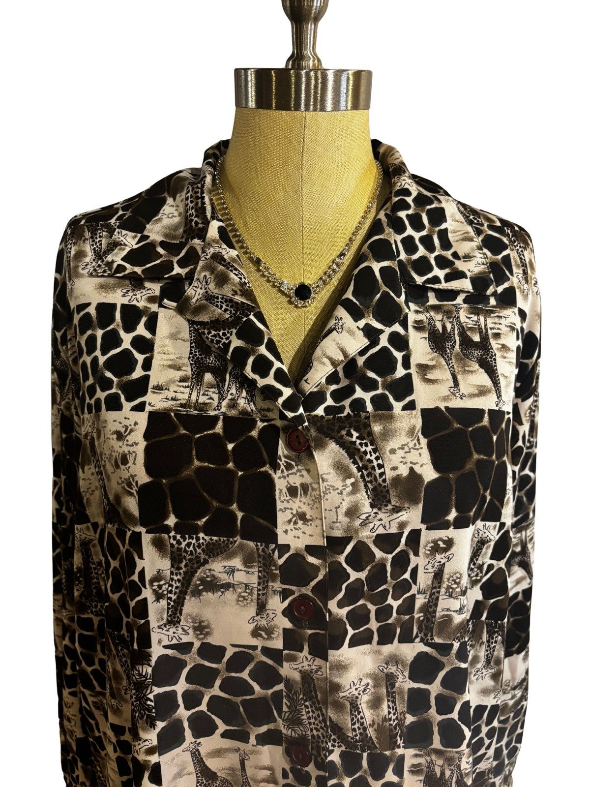 Other Brown giraffes patterns Blouse.wt1171 Size XL / US 12-14 / IT 48-50 - 2 Thumbnail