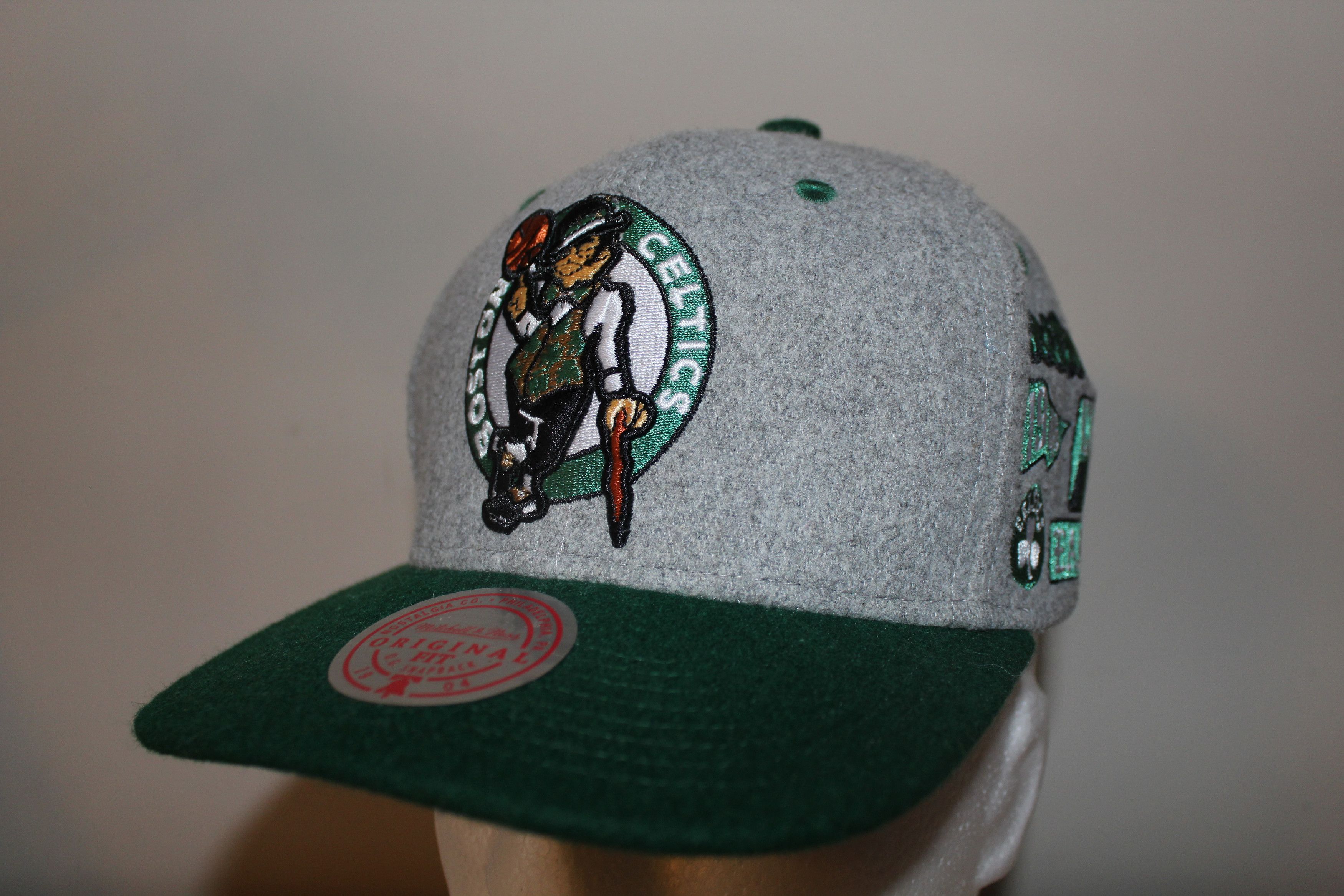 Mitchell & Ness MITCHELL & NESS BOSTON CELTICS 1946 GRAYGREEN SNAPBACK HAT Size ONE SIZE - 3 Thumbnail