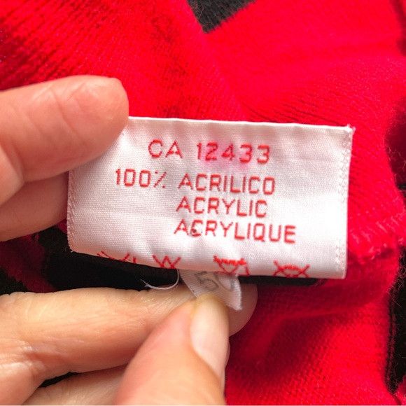 Vintage AC Milan Soccer Long Sleeve Jersey Sweater - M, Italy 🇮🇹 Size US M / EU 48-50 / 2 - 8 Thumbnail