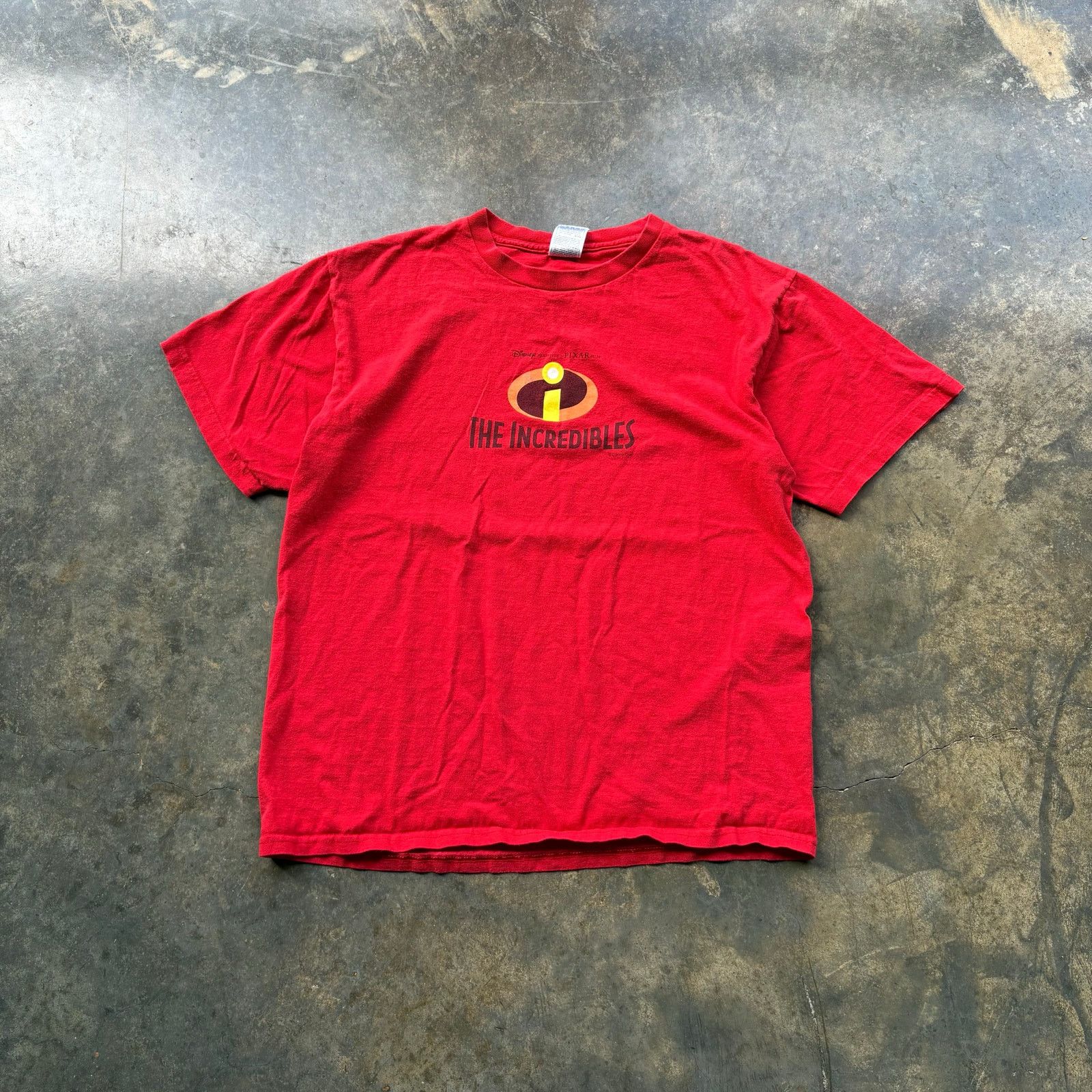 Vintage Vintage The Incredibles Movie Promo T-shirt Size US L / EU 52-54 / 3 - 1 Thumbnail