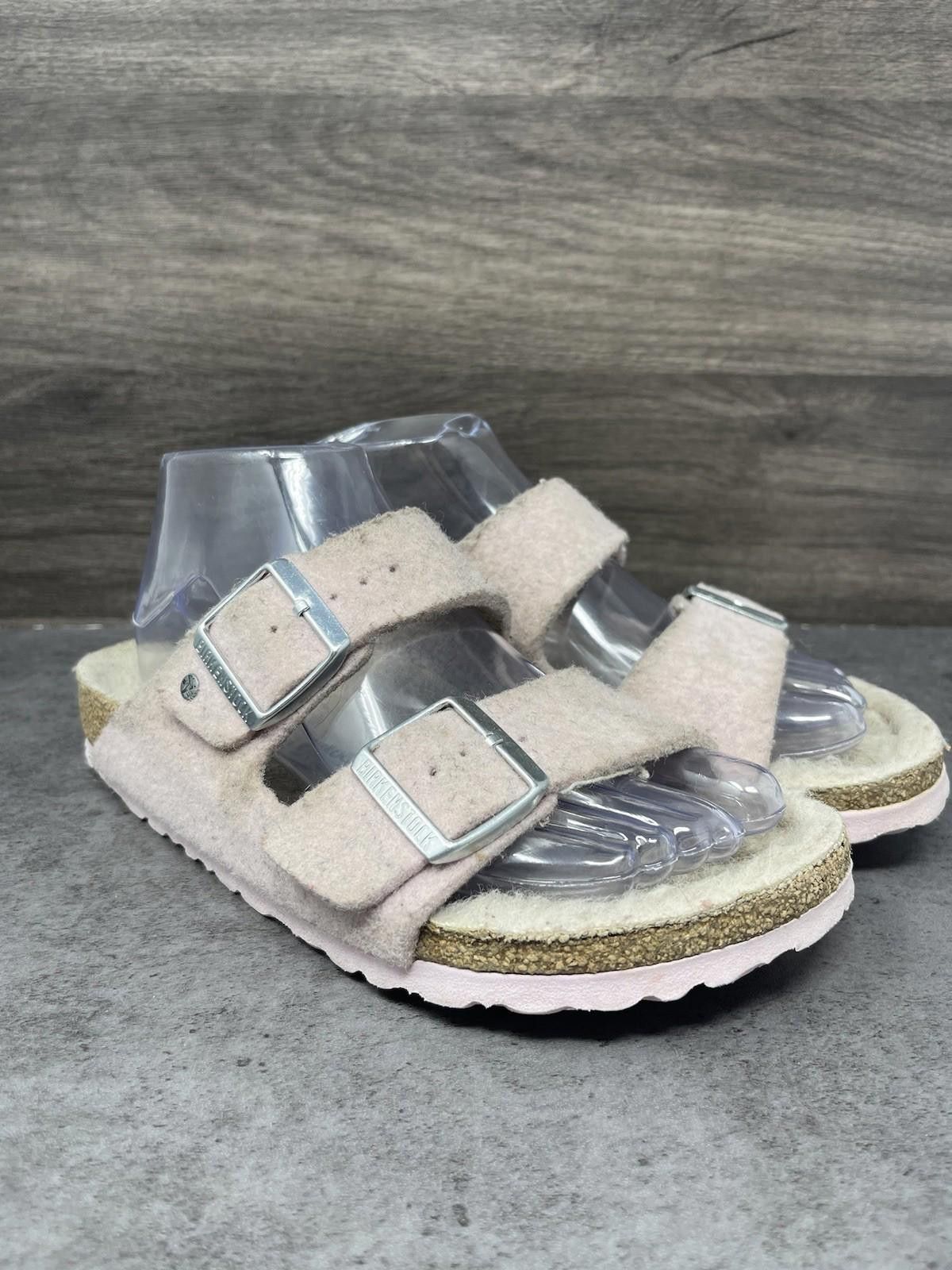 Birkenstock Birkenstock Arizona Shearling Sandals Womens Size 7 (38) Size US 7 / IT 37 - 4 Thumbnail