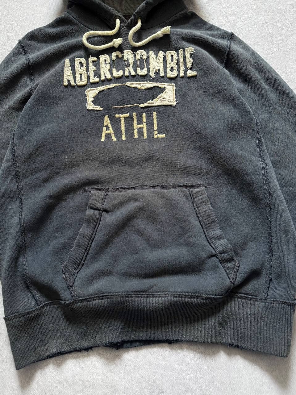 Abercrombie & Fitch Vintage Y2K Abercrombie & Fitch Distressed Faded Hoodie Logo Size US L / EU 52-54 / 3 - 7 Thumbnail