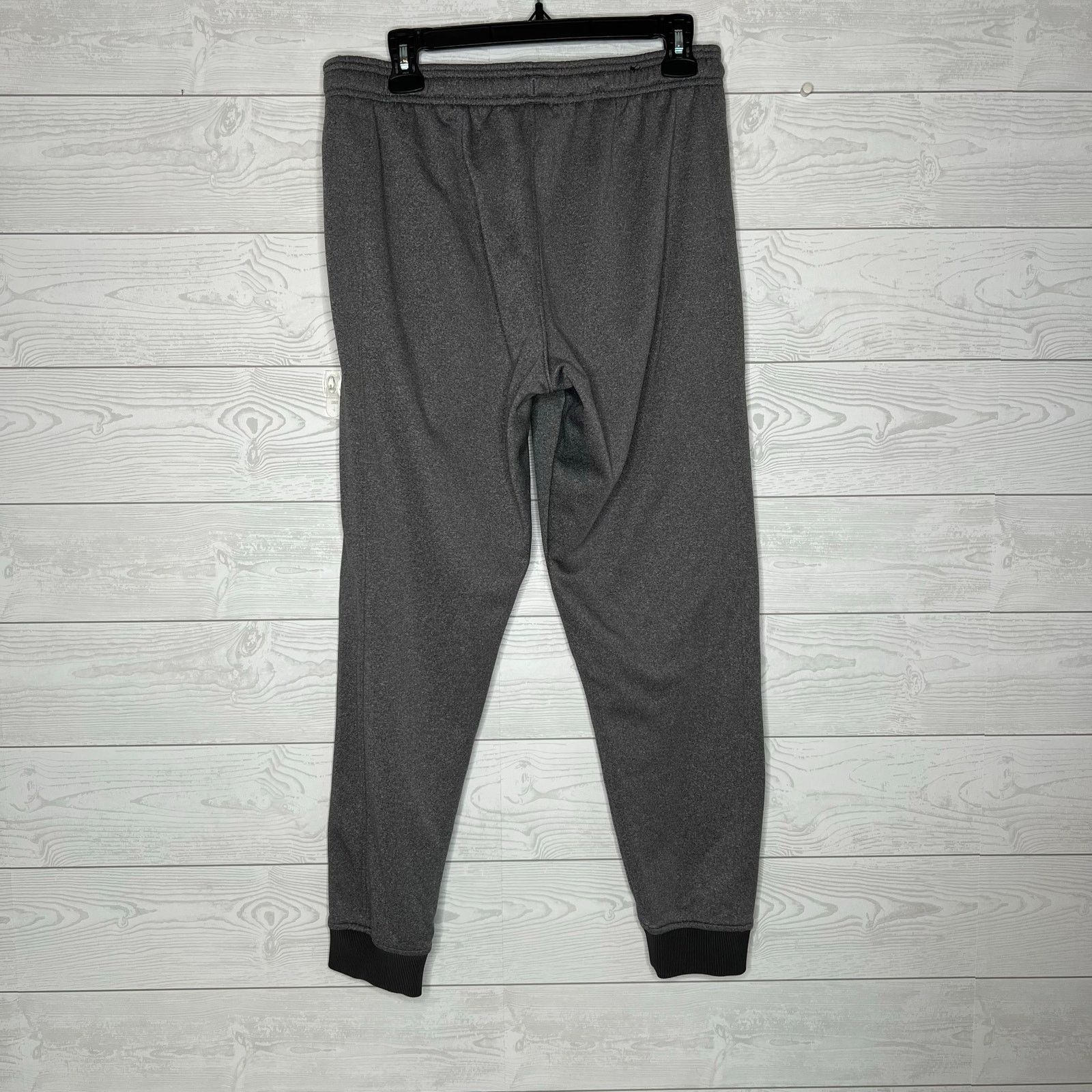 Under Armour Under Armour men’s gray Loose Coldgear joggers size Large Size US 30 / EU 46 - 1 Thumbnail