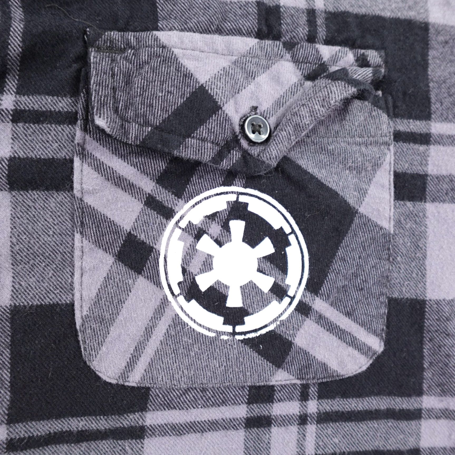 Disney Disney Star Wars Stormtrooper Flannel Button-Up Shirt Men Large Gray Plaid Size US L / EU 52-54 / 3 - 4 Thumbnail