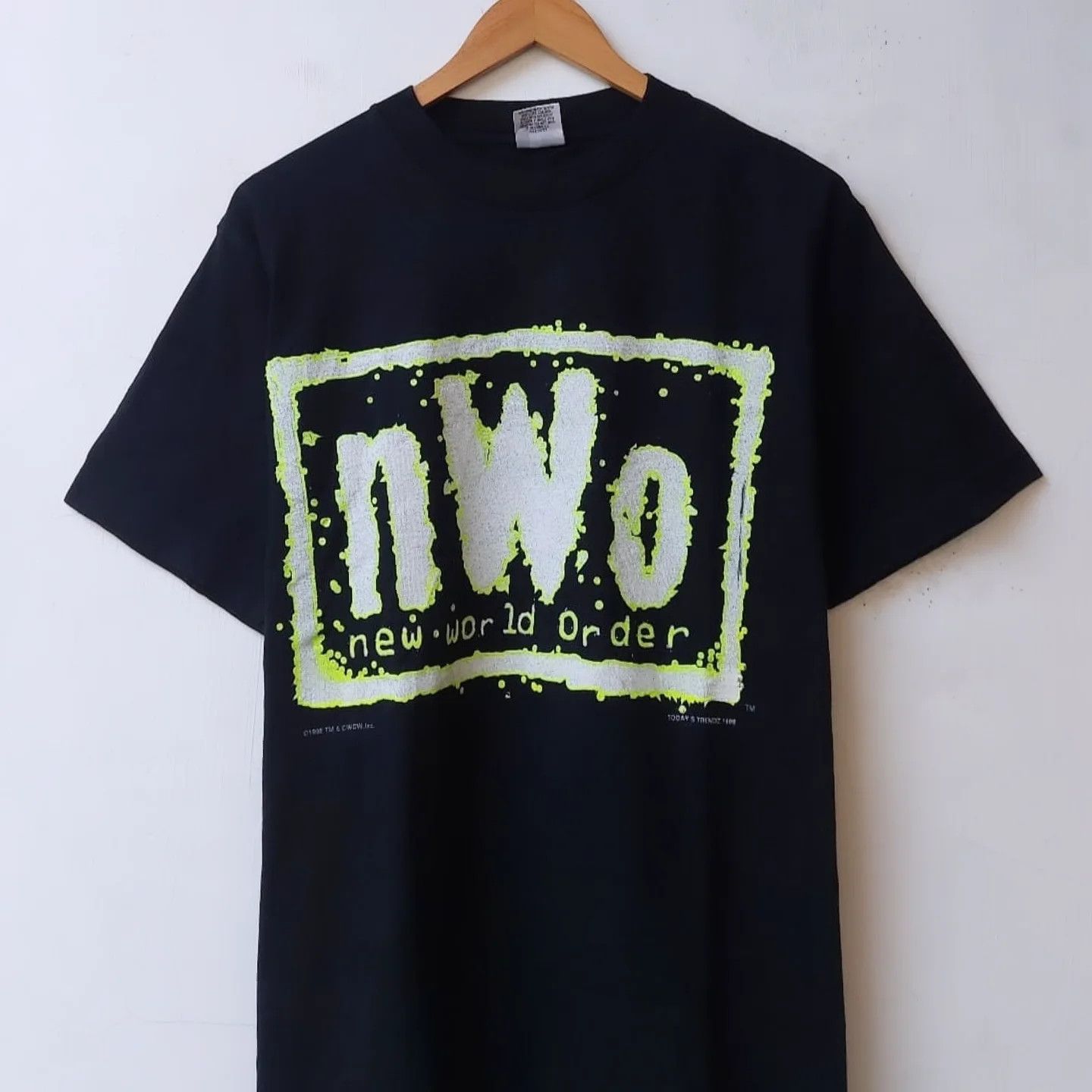 Vintage × WCW/nWo Vintage 90s 1998 NWO New World Order 'Glow in The Dark' Size US M / EU 48-50 / 2 - 2 Thumbnail