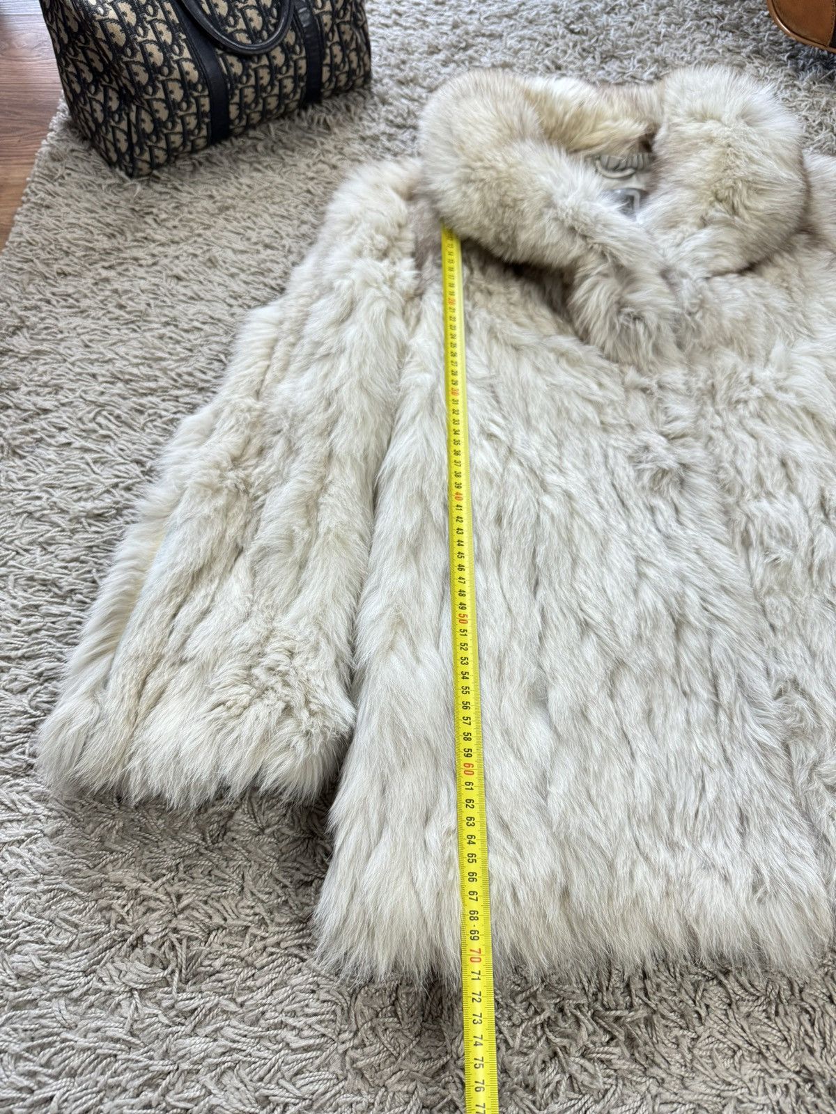 Sagafurs Rare White Fox natural fur Saga Fox coat original item Size S / US 4 / IT 40 - 6 Thumbnail