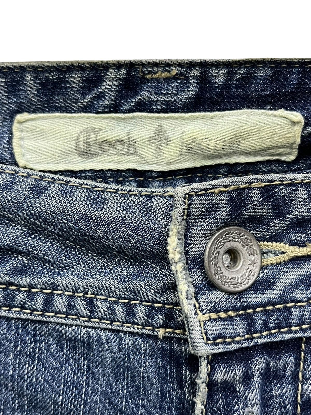 Cook Jeans Cook Jeans Fleur De Lis Grunge Distressed ERD Denim Size US 36 / EU 52 - 13 Thumbnail