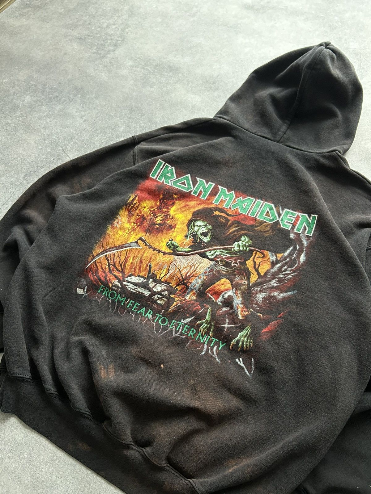 Vintage Vintage Iron Maiden Big logo Y2k faded hoodies mens 2000s Size US L / EU 52-54 / 3 - 3 Thumbnail