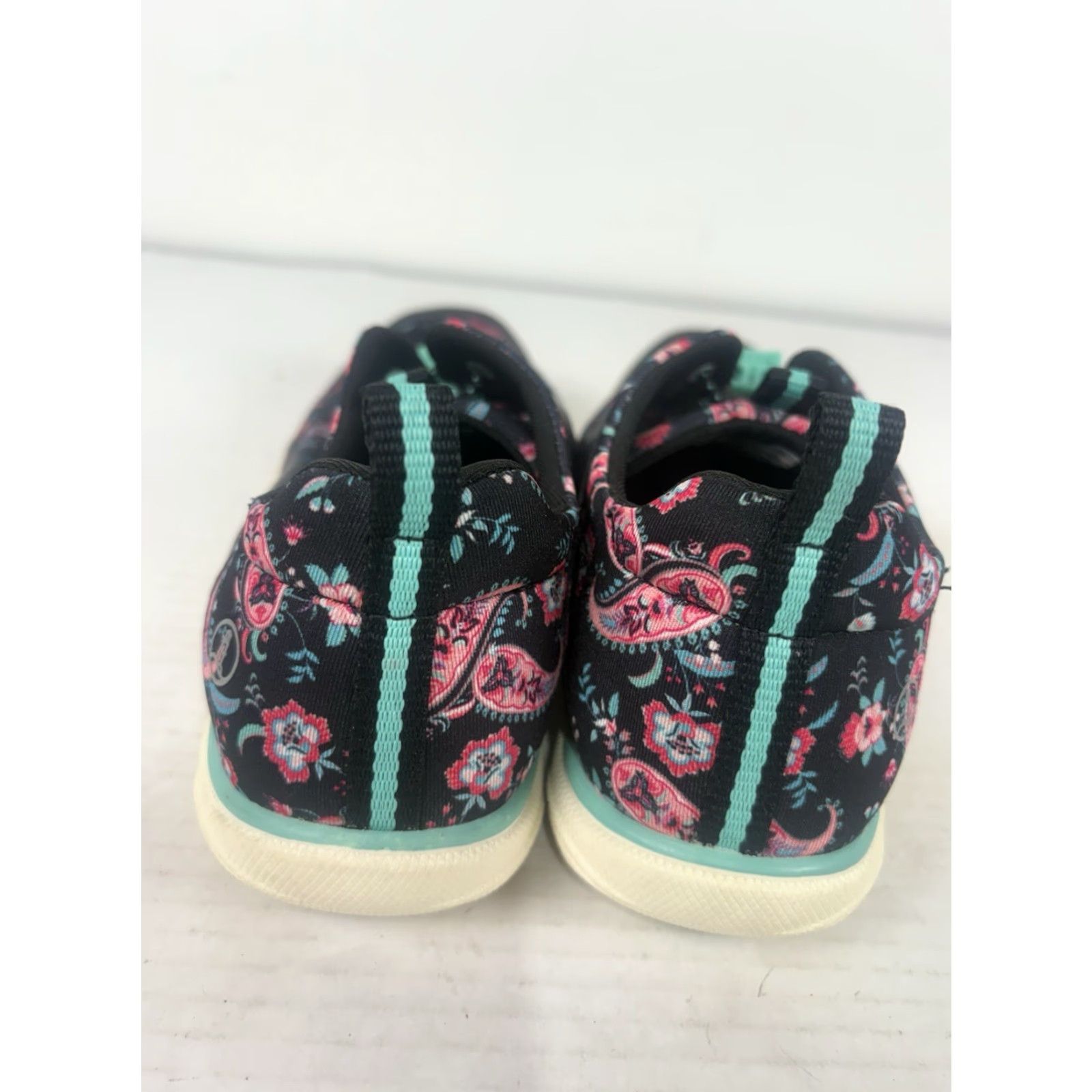 Lands' End Lands’ End Slip-On Sneakers Womens Size 8B Black Paisley Drawstring Dress Casual Comfort Shoes Size US 8 / IT 38 - 5 Thumbnail