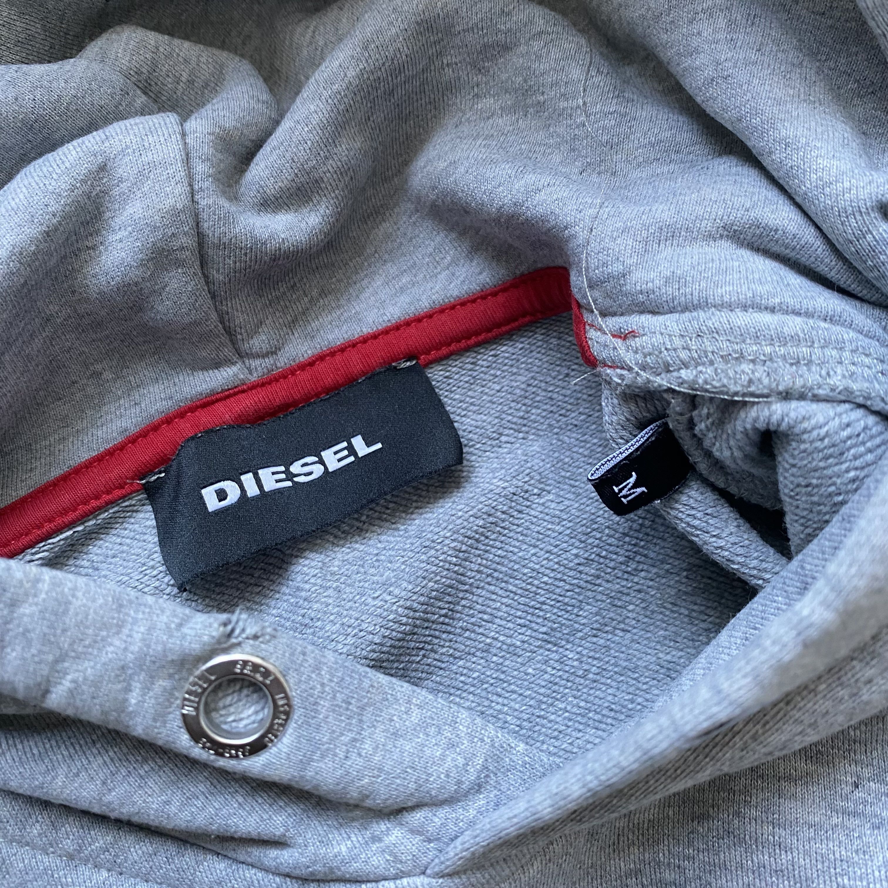 Diesel ❌ Vintage Y2K Diesel Boxy hoodie Centr logo Size US M / EU 48-50 / 2 - 9 Thumbnail