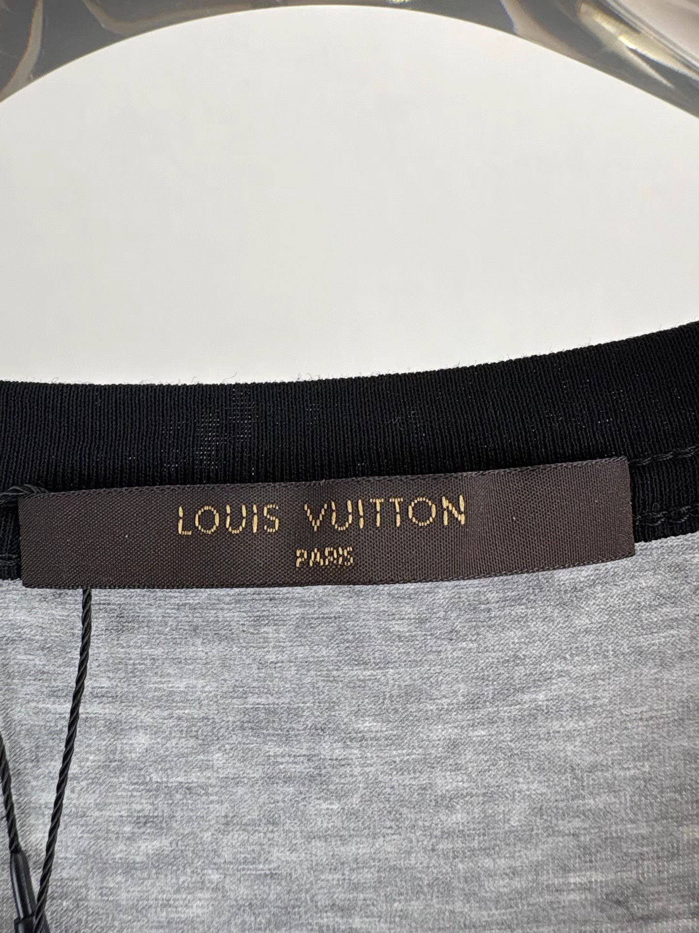 Louis Vuitton LOUIS VUITTON Letter Printed Short Sleeve K1 Size US XL / EU 56 / 4 - 4 Thumbnail