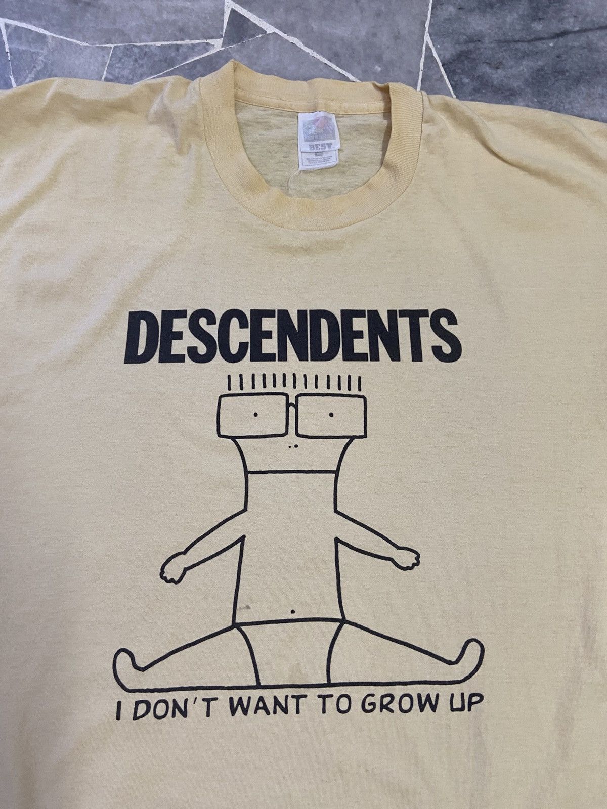 Band Tees Vintage 90s Descendents I Dot’t Want To Grow Up Band Tee Size US XL / EU 56 / 4 - 6 Thumbnail