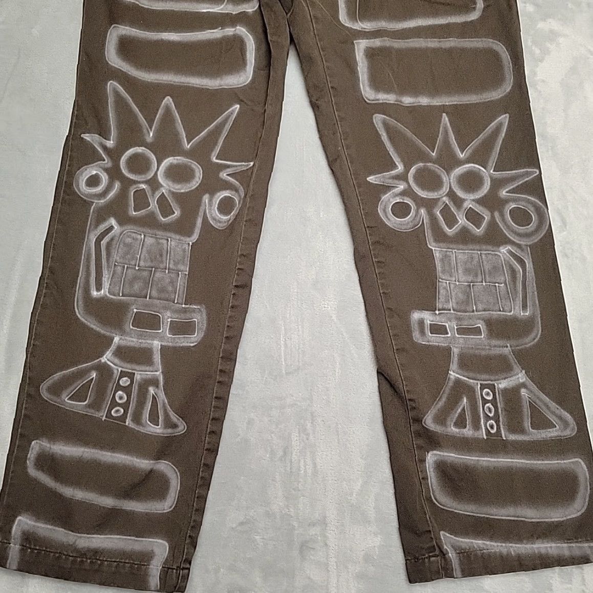 Dockers Hand Painted Tiki Pants Mens 34x34 Brown Chino Tribal Art Surf Skater Graffiti DOCKERS Pants Mens 34 Brown Chino Art Surf Graffiti Twill Cotton Size US 34 / EU 50 - 2 Thumbnail