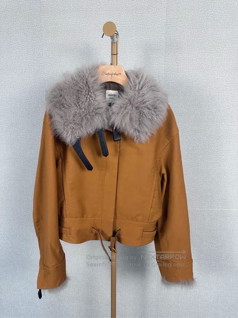 Hermes Hermes Orange Short Faux Fur Jacket Size XS / US 0-2 / IT 36-38 - 1 Thumbnail