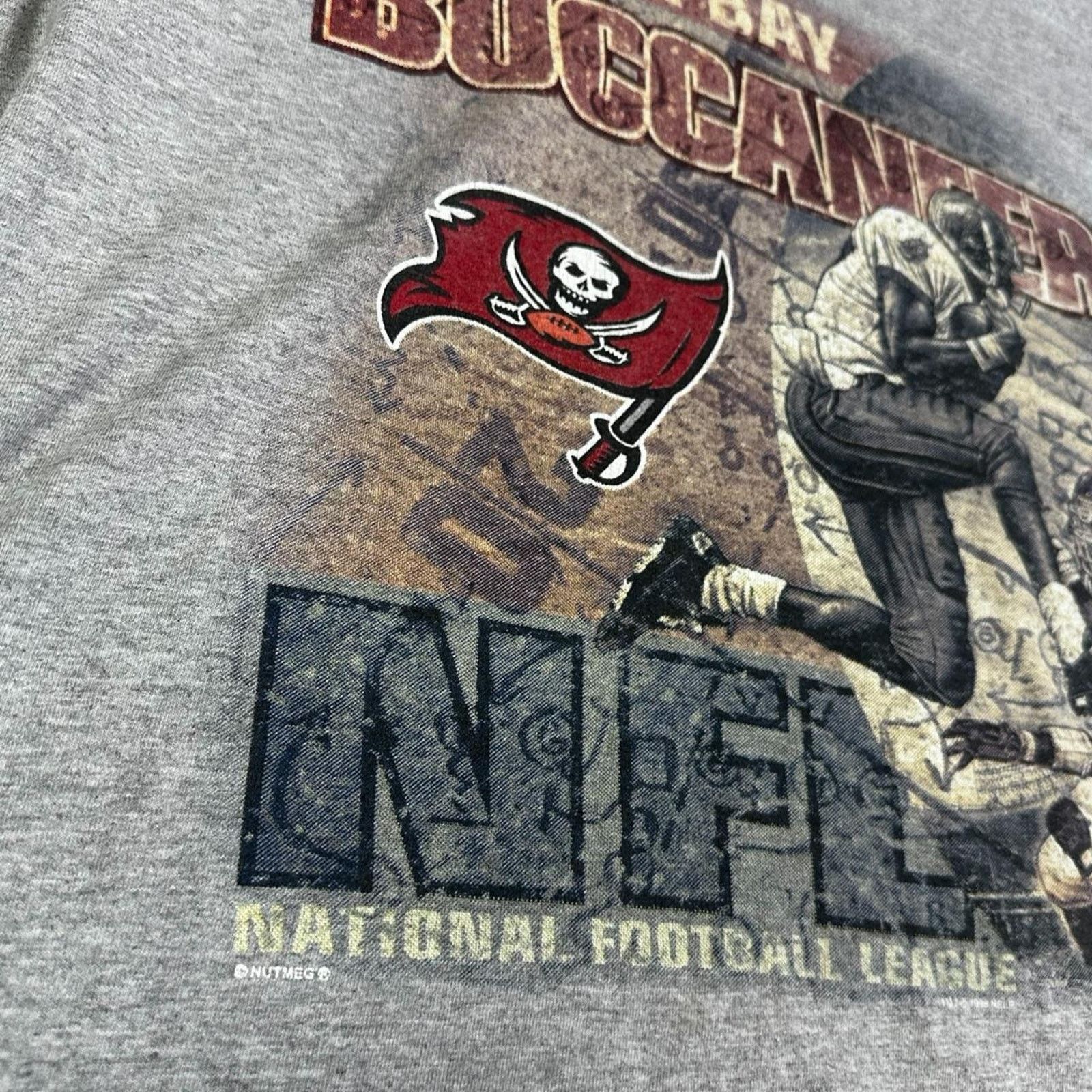 Lee Vintage 1998 Tampa Bay Buccaneers Lee Tee Shirt Size US XL / EU 56 / 4 - 5 Thumbnail