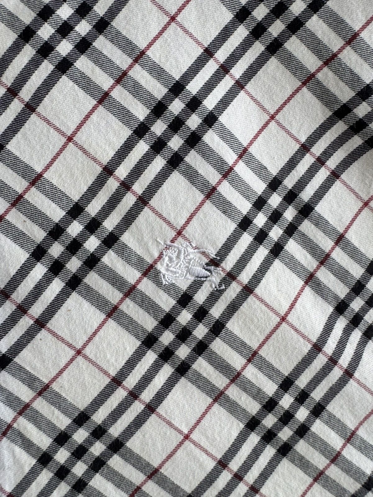 Burberry Vintage Burberry London Nova Check Plaid Button Shirt Size M / US 6-8 / IT 42-44 - 3 Thumbnail