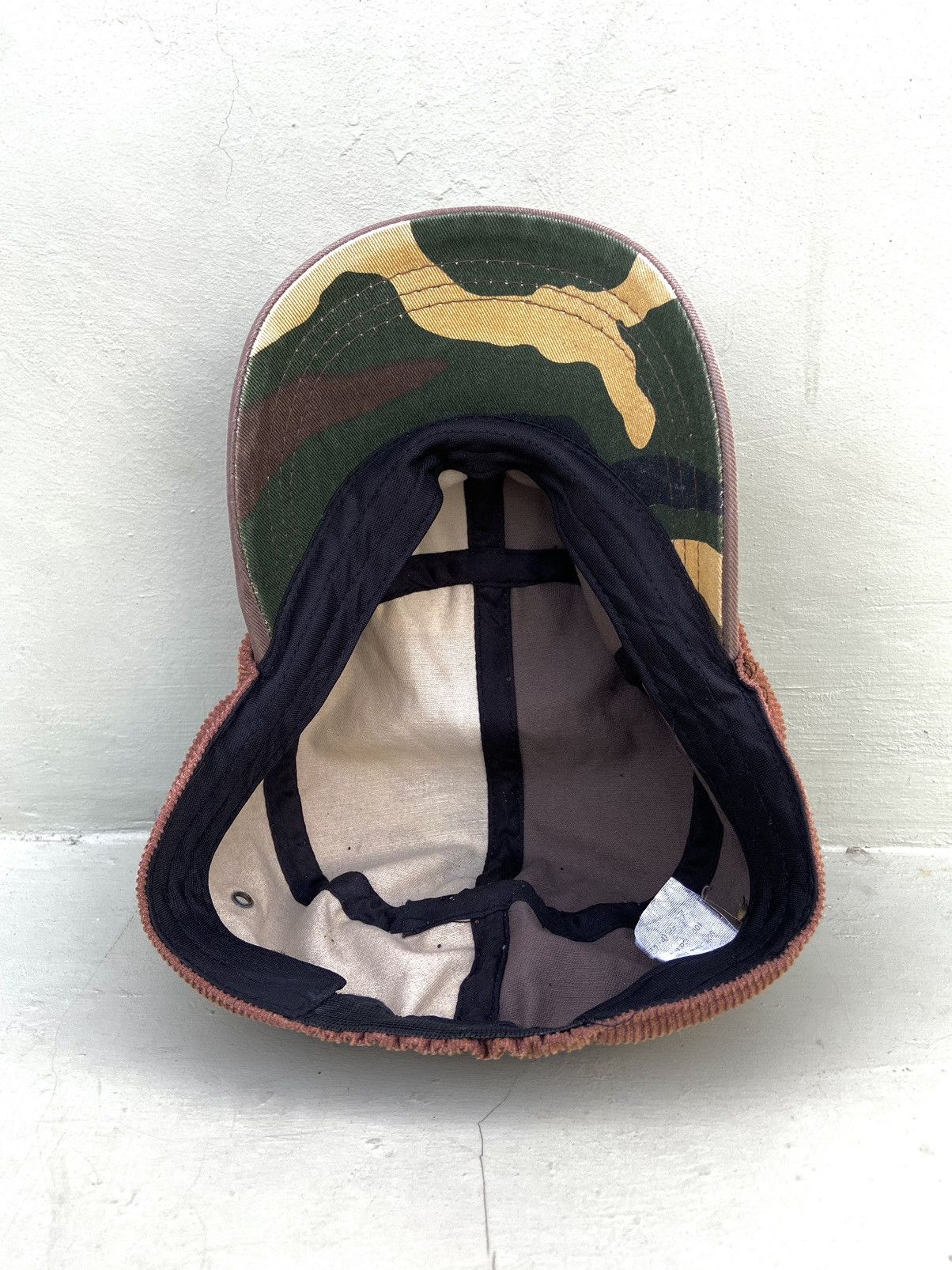 If Six Was Nine 2000s camo button studded patrol hat Size ONE SIZE - 7 Thumbnail