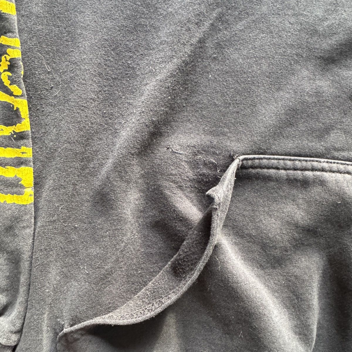 Gildan × Iron Maiden × Vintage Vintage Y2K 2004 Iron Maiden Live After Death Hoodie Size US M / EU 48-50 / 2 - 7 Thumbnail