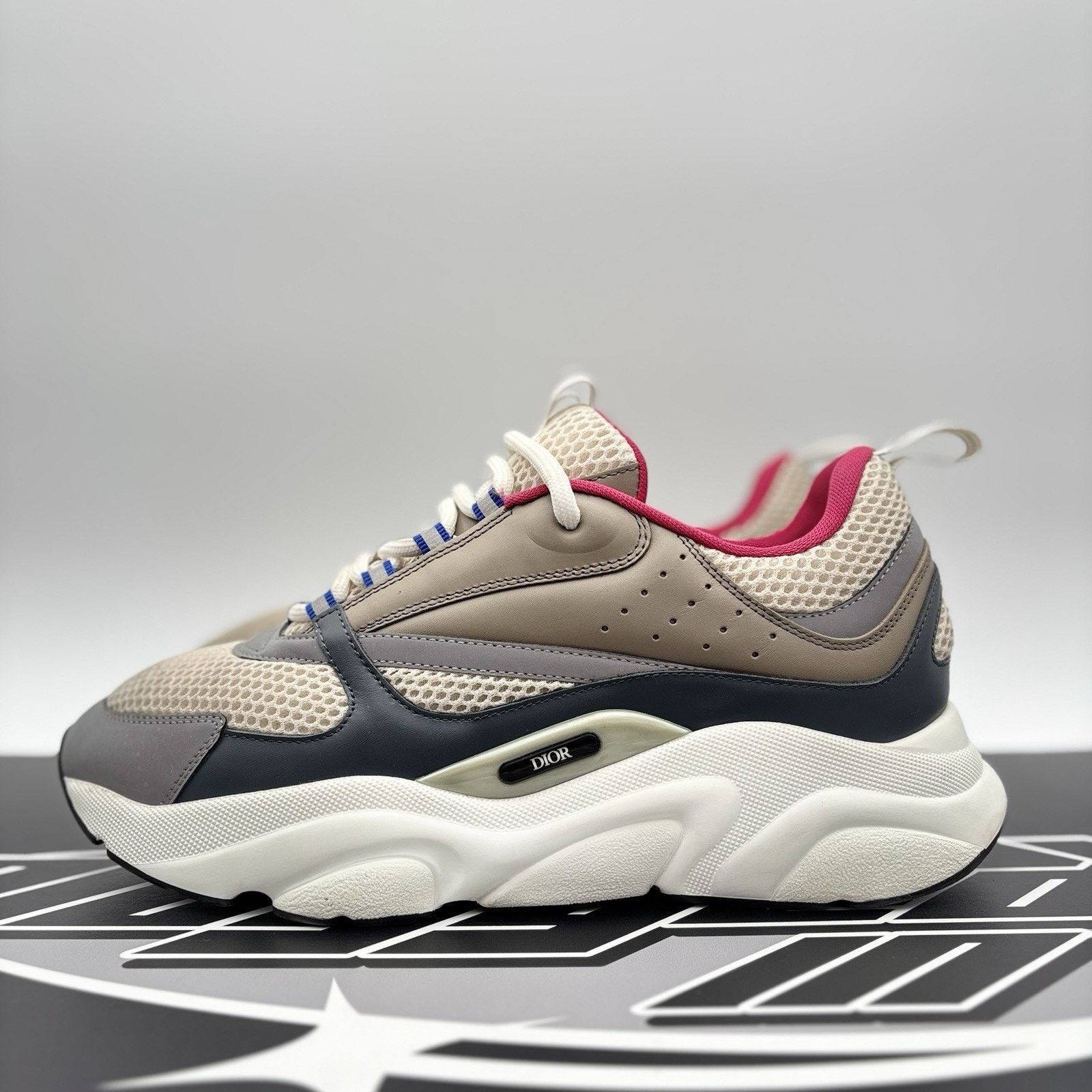 Dior Size 43 (10 US) - Dior B22 ' Beige, Pink ' | GREAT CONDITION Size US 10 / EU 43 - 1 Thumbnail