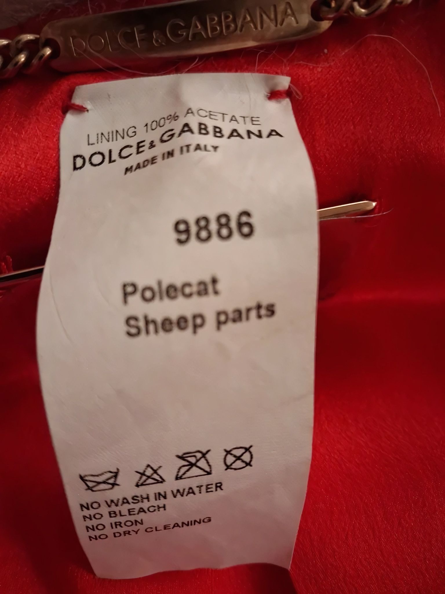 Dolce & Gabbana F/W 2001 RUNWAY POLECAT FUR CALF LENGTH COAT Size S / US 4 / IT 40 - 8 Thumbnail