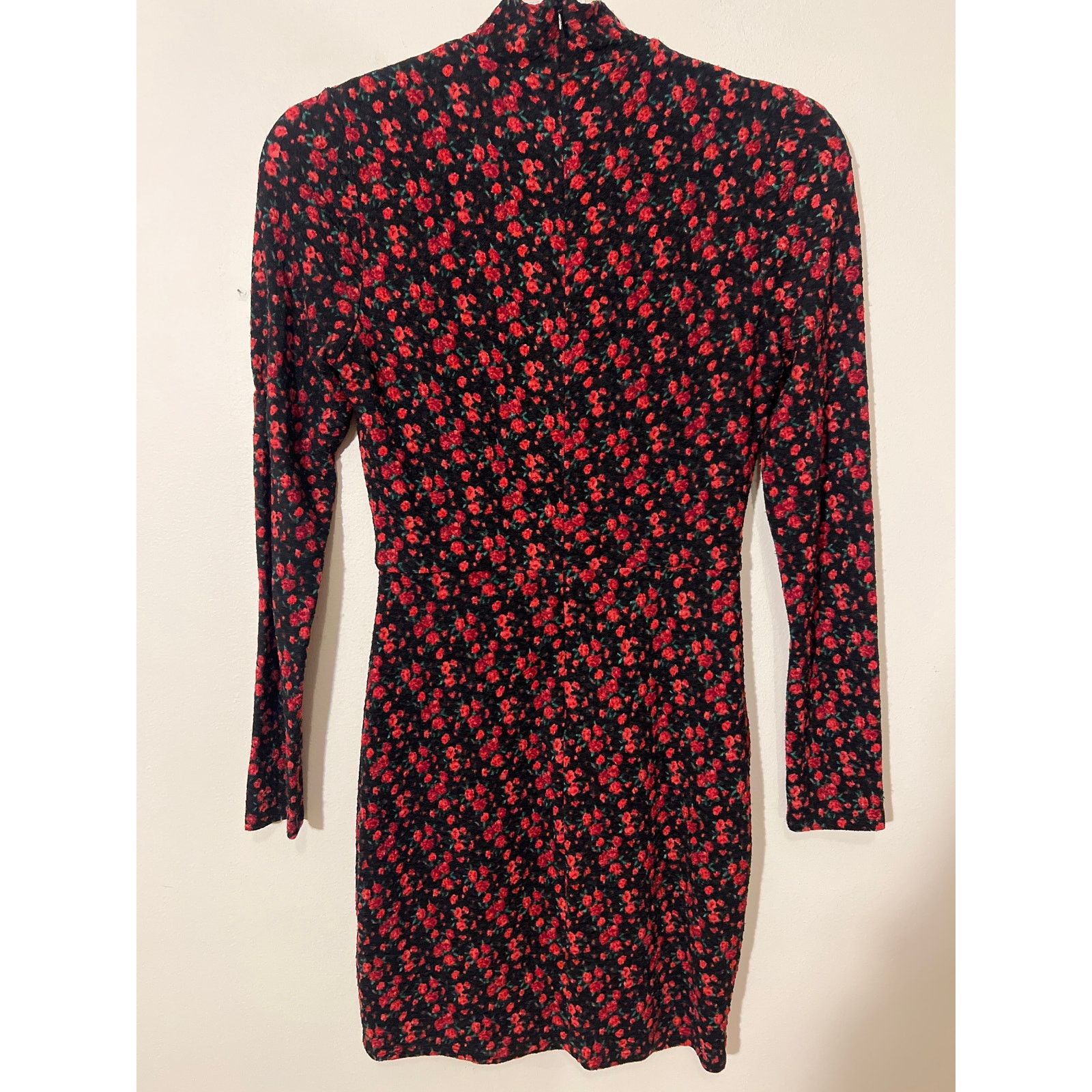 Black Halo RTR Black Halo Sz 2 Red Black Floral Long Sleeve Mini Dress Size XS / US 0-2 / IT 36-38 - 6 Thumbnail