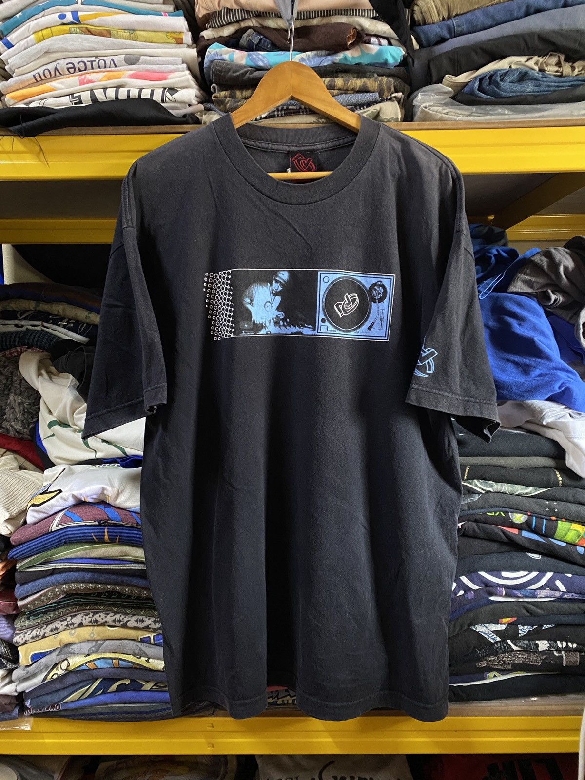 Vintage 00s NCC Clothing Skateboard DJ graphic USA NYC brand