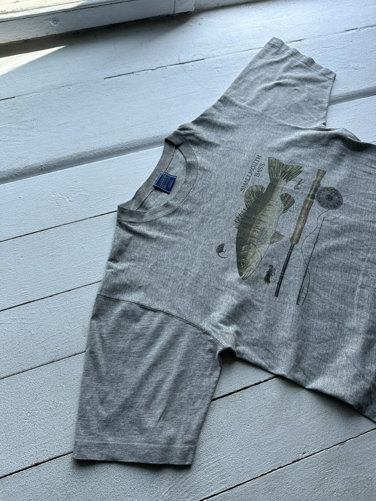 Habitat 🚨VNTG 90s Harborside Graphics Tee "SMALL MOUTH BASS"USA Size US M / EU 48-50 / 2 - 2 Thumbnail
