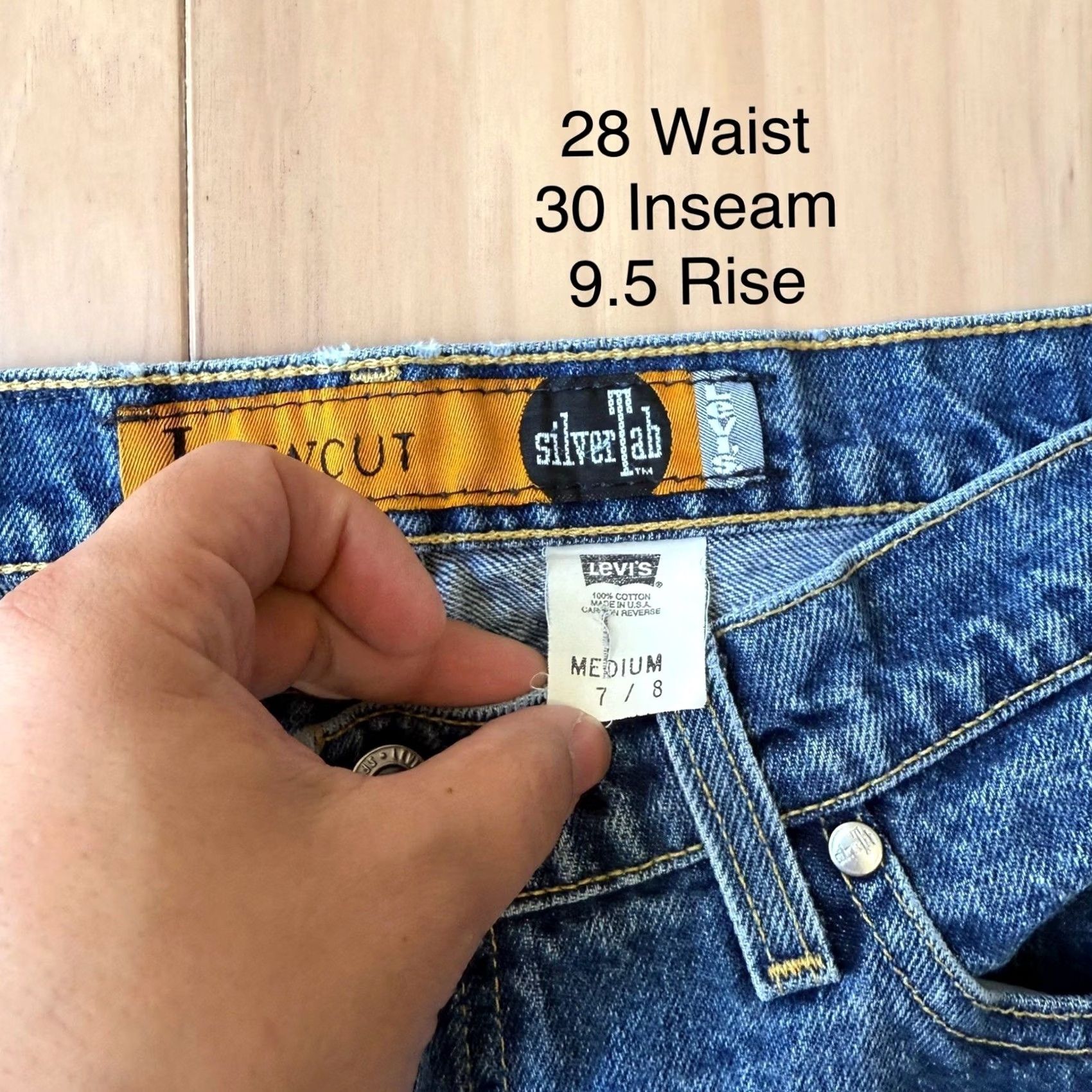 Levi's VINTAGE Levi's Silvertab Jeans 28 Blue Medium Wash 90s Lowcut Streetwear Skater Size 28" / US 6 / IT 42 - 7 Thumbnail