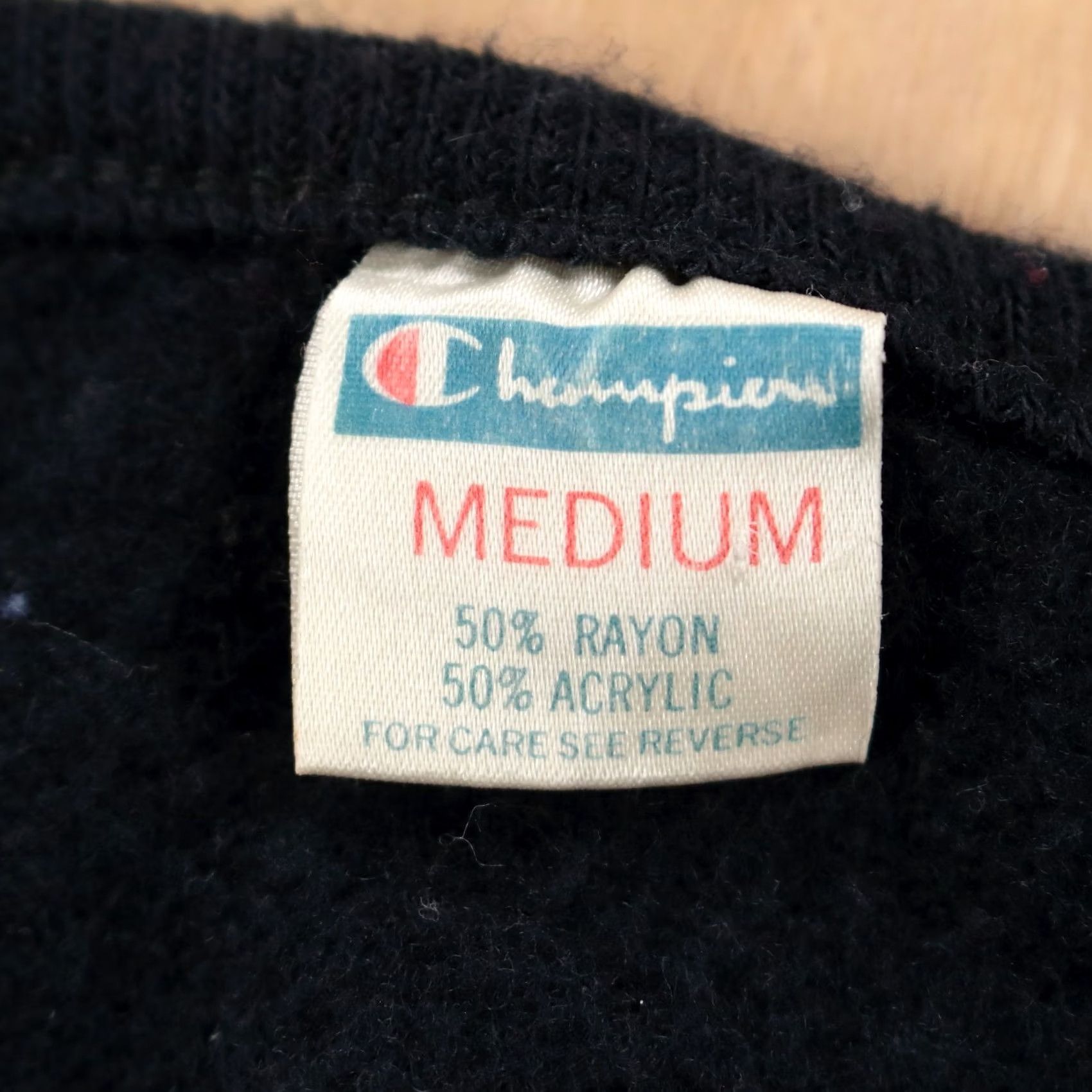 Champion VINTAGE Champion blue bar v-neck Sweater Men MEDIUM Rayon Acrylic Embroidered windsurfer Size US M / EU 48-50 / 2 - 4 Thumbnail