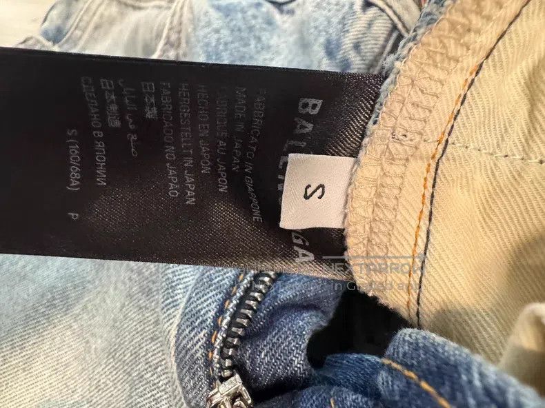Balenciaga Balenciaga size S Washed Effect Mid-Rise Straight-Leg Jean Size US 27 - 3 Thumbnail