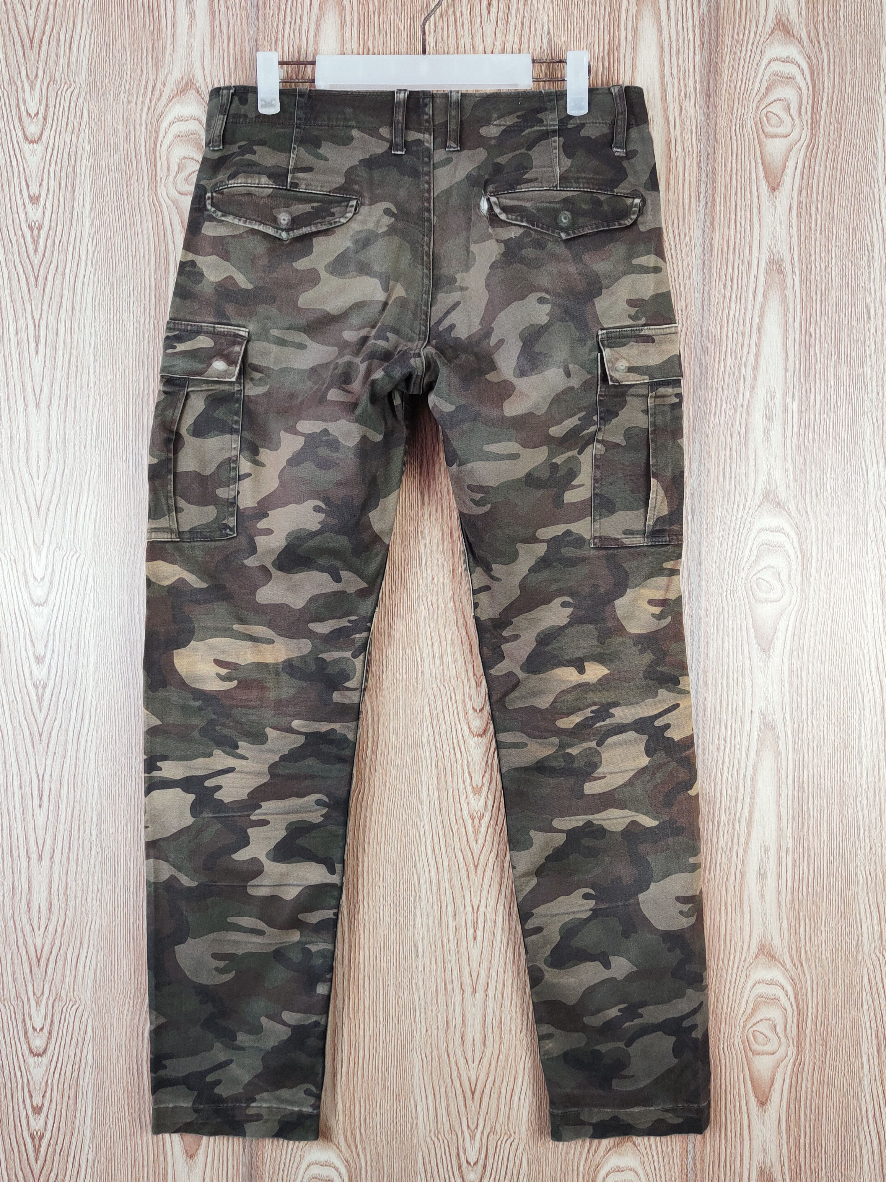 Japanese Brand Back Number Camouflage Multipocket Cargo Pants #W636 Size US 31 - 7 Thumbnail