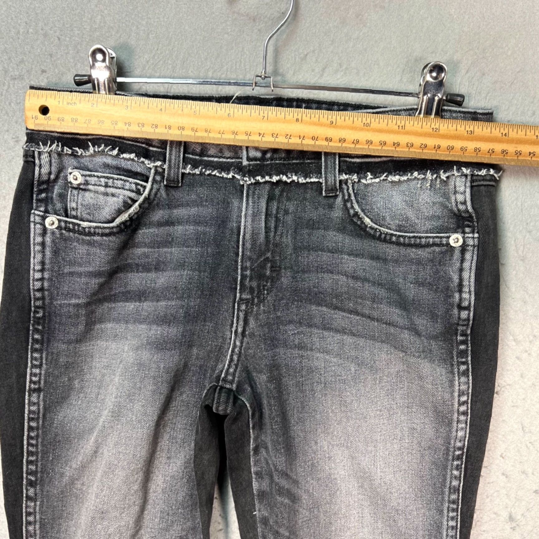 AMO VINTAGE AMO Womens Size 25 Distressed Black Denim Skinny Jeans Two-Tone Washed Raw Hem Size 42" / US 20 - 6 Thumbnail
