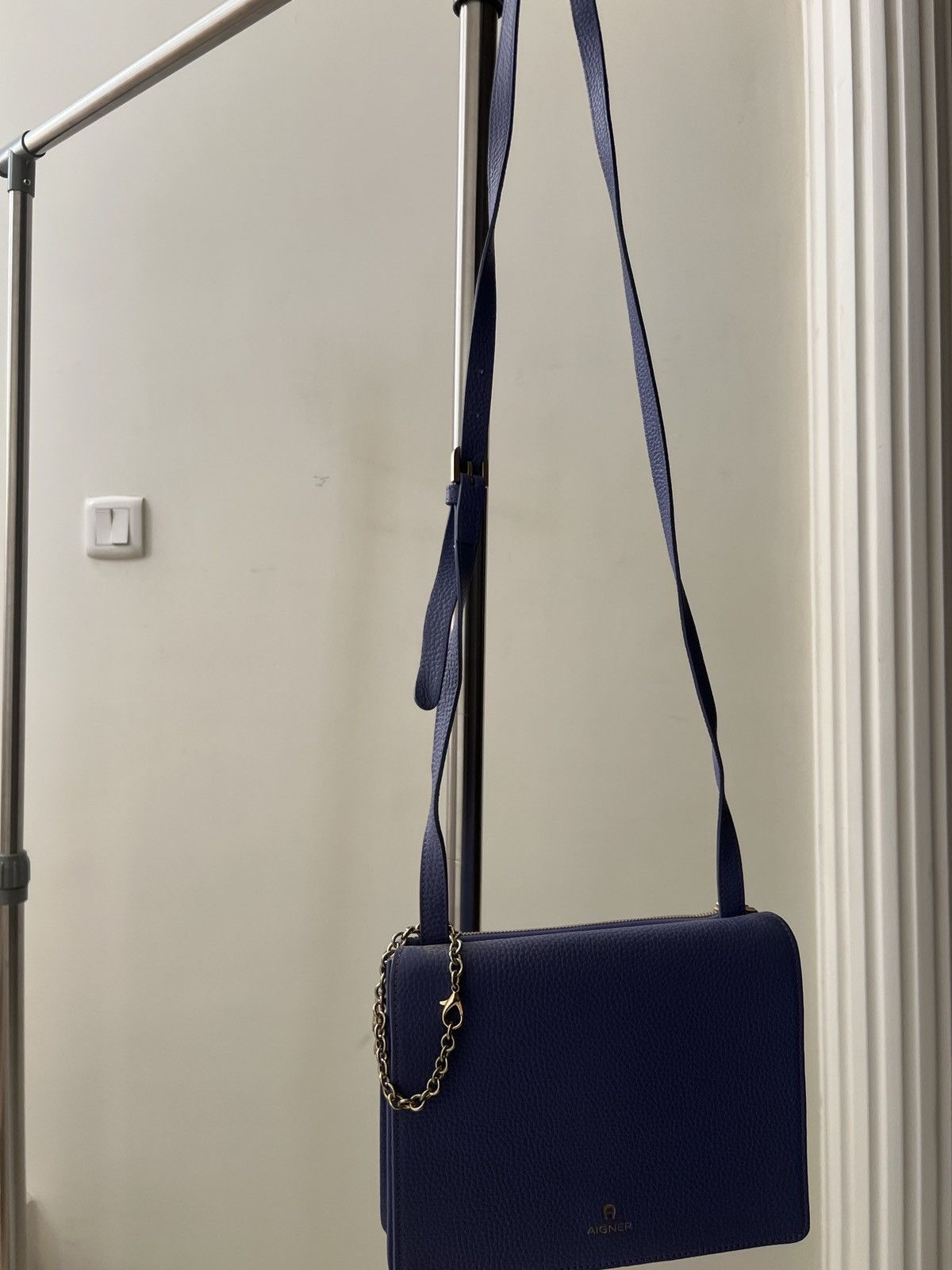 Aigner Aigner Lavender Leather shoulder bag Size ONE SIZE - 7 Thumbnail