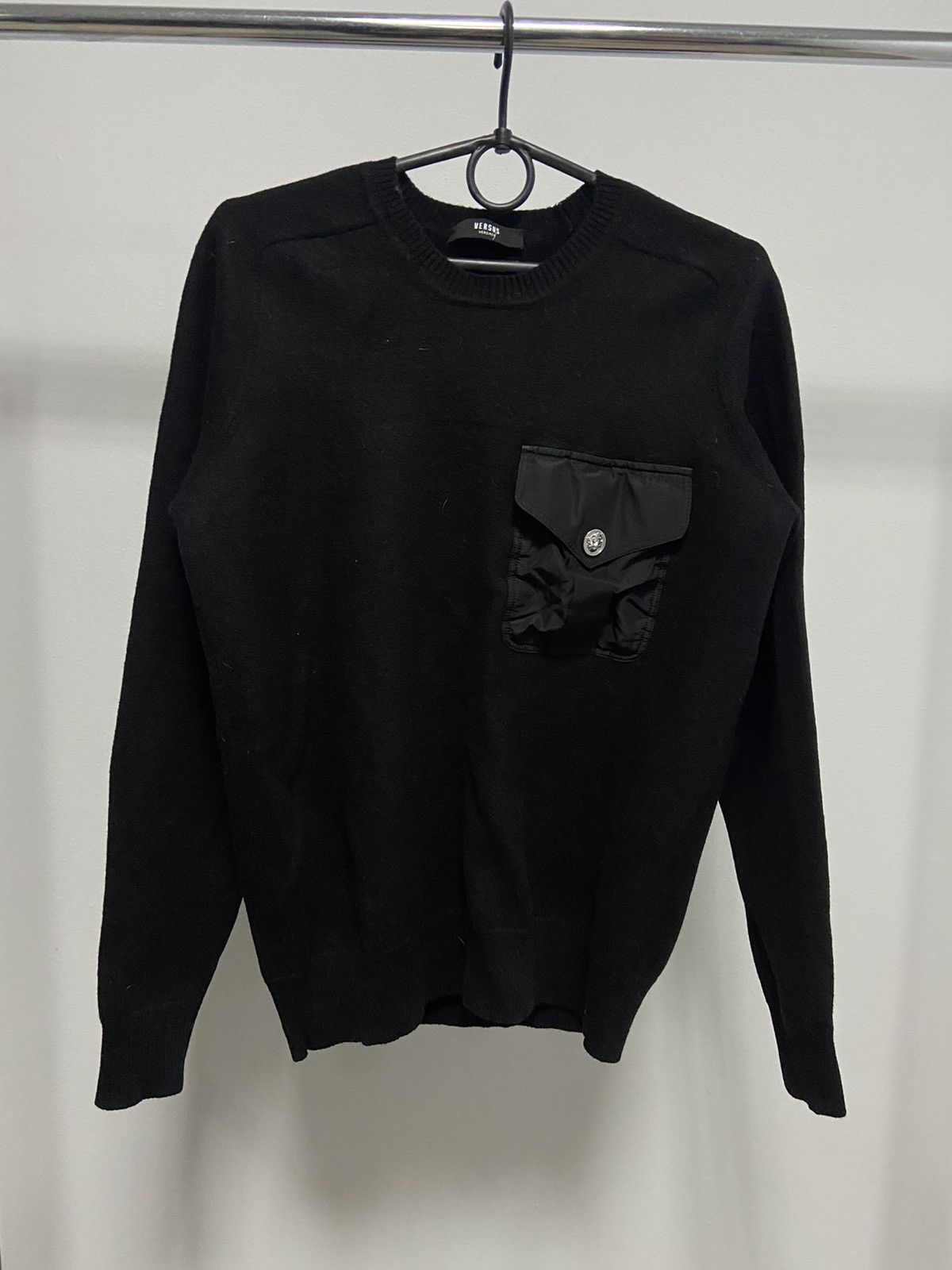Versace × Versus Versace × Vintage Versace versus sweater wool vintage 90s nylon pocket logo Size US M / EU 48-50 / 2 - 1 Thumbnail