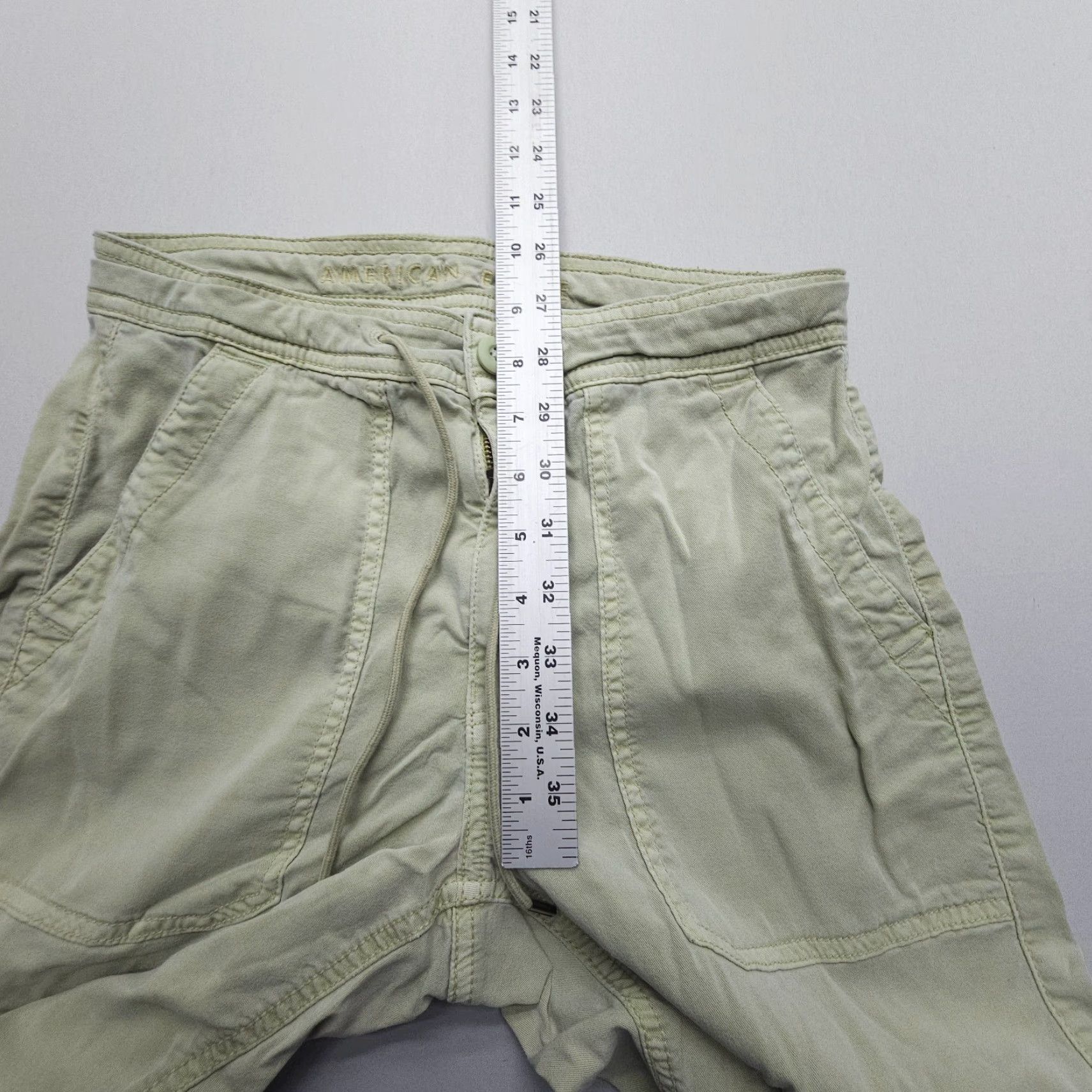 American Eagle Outfitters American Eagle Outfitters Baggy Wide-Leg Cargo Pants Womens 2 Light Green Twill Recreation Casual Size 26" / US 2 / IT 38 - 6 Thumbnail
