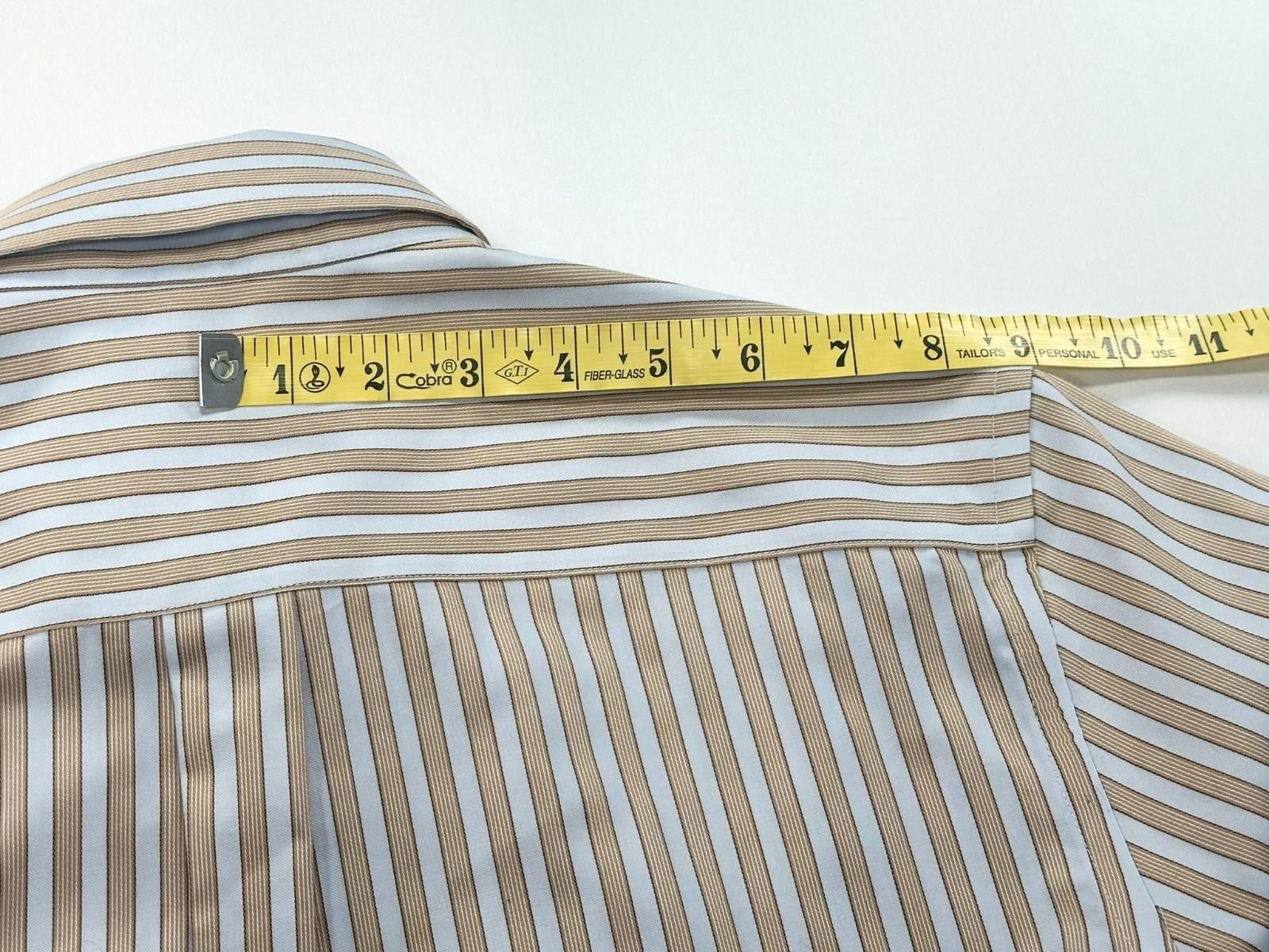 Banana Republic Banana Republic Non Iron Classic Fit Button-Up Men S 14-14.5 Size 36R - 6 Thumbnail
