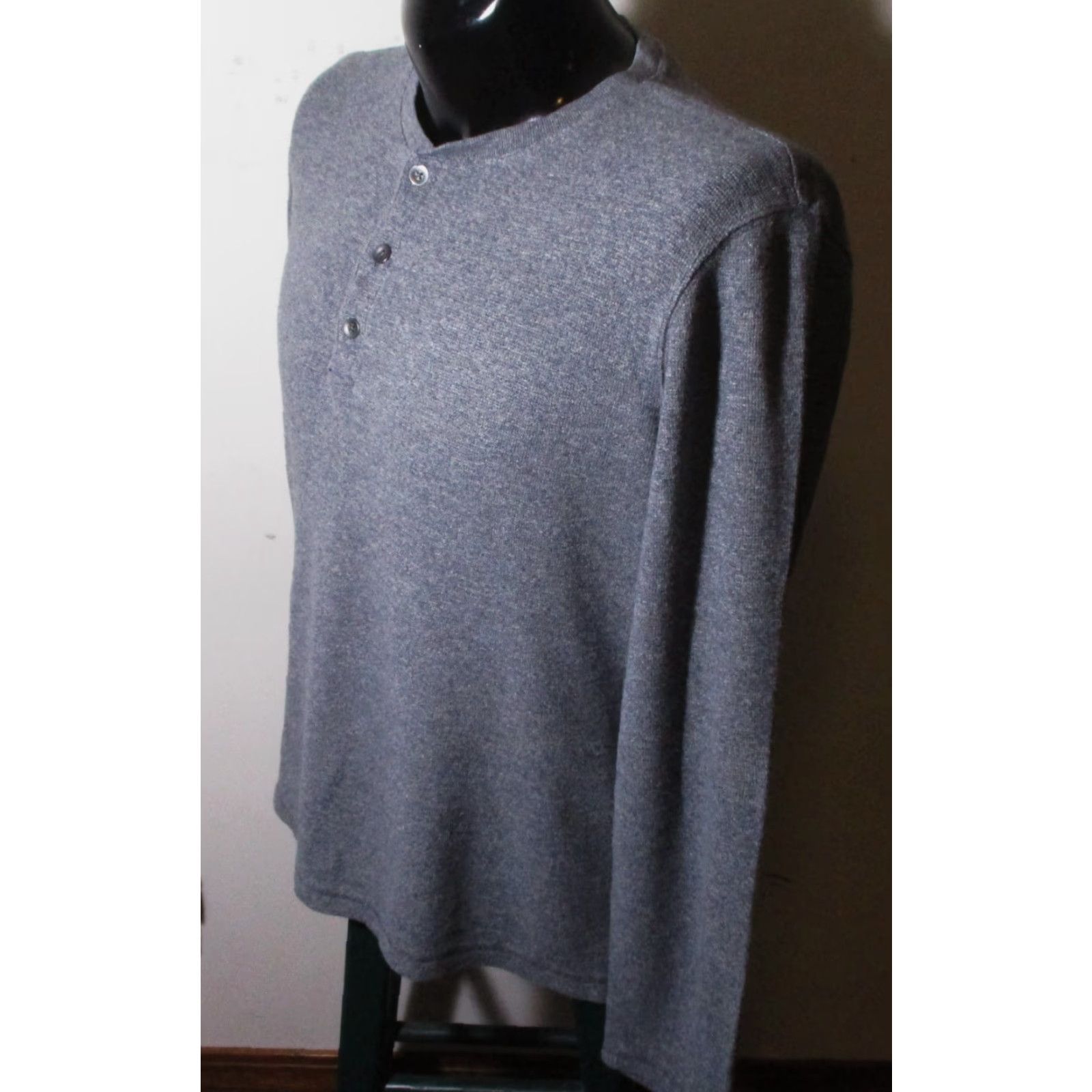Banana Republic BANANA REPUBLIC Gray Thermal Long Sleeve Henley Top Men's L Shirt Size US L / EU 52-54 / 3 - 4 Thumbnail