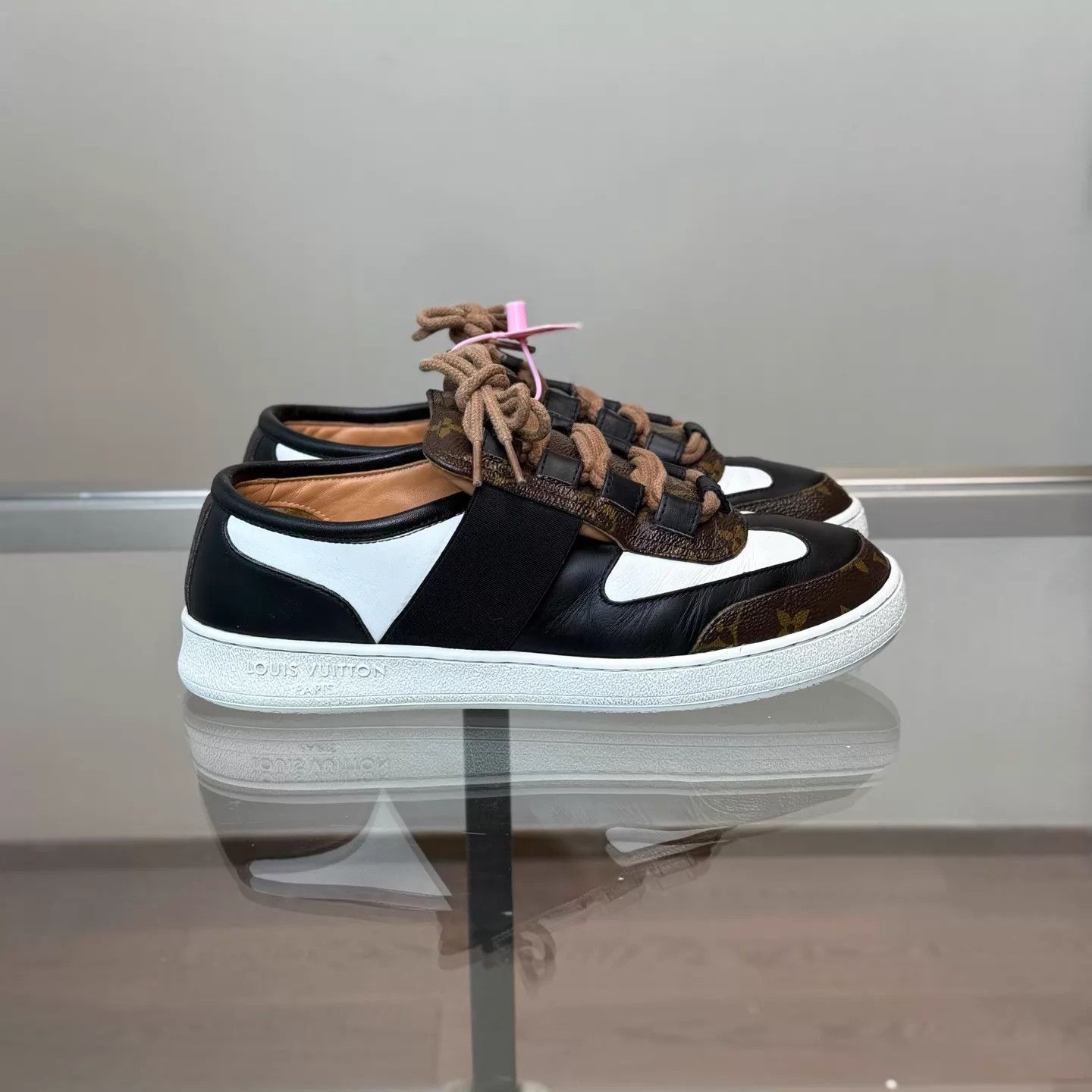Louis Vuitton LV Monogram Color Blocked Sneaker 39 98 Size US 8.5 / IT 38.5 - 3 Thumbnail