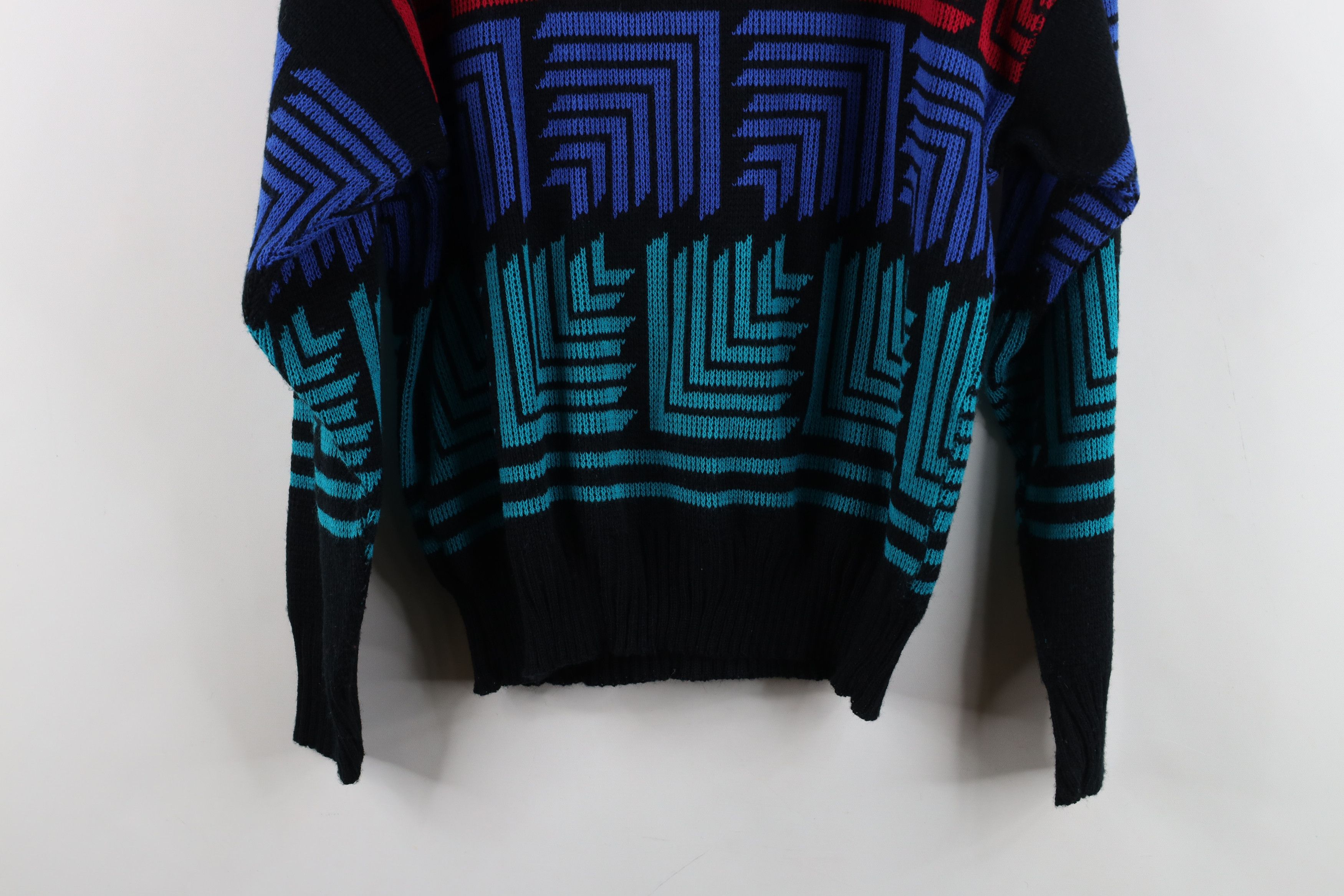 Vintage Vintage 80s 90s Streetwear Geometric Knit Crewneck Sweater Size L / US 10 / IT 46 - 11 Thumbnail