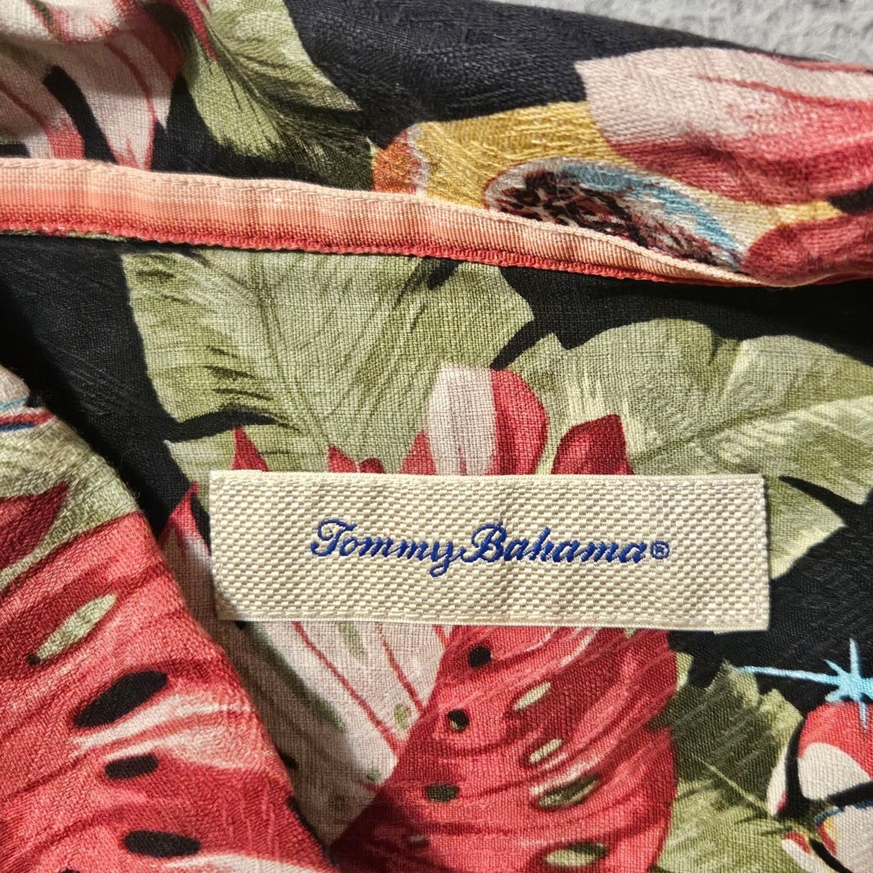 Tommy Bahama Tommy Bahama Shirt Mens XL Black RARE Vtg Christmas Ornament Silk Hawaiian Camp Size US XL / EU 56 / 4 - 4 Thumbnail