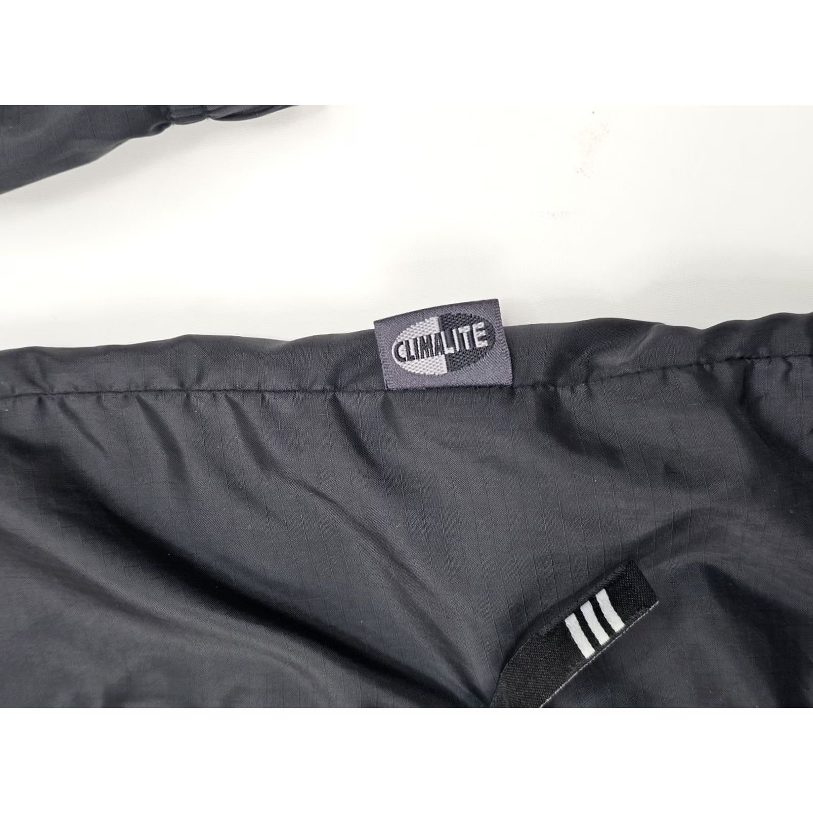 Adidas VINTAGE adidas Climalite Full Zip 90s/Y2K Windbreaker Jacket Men L Black EUC Size US L / EU 52-54 / 3 - 5 Thumbnail