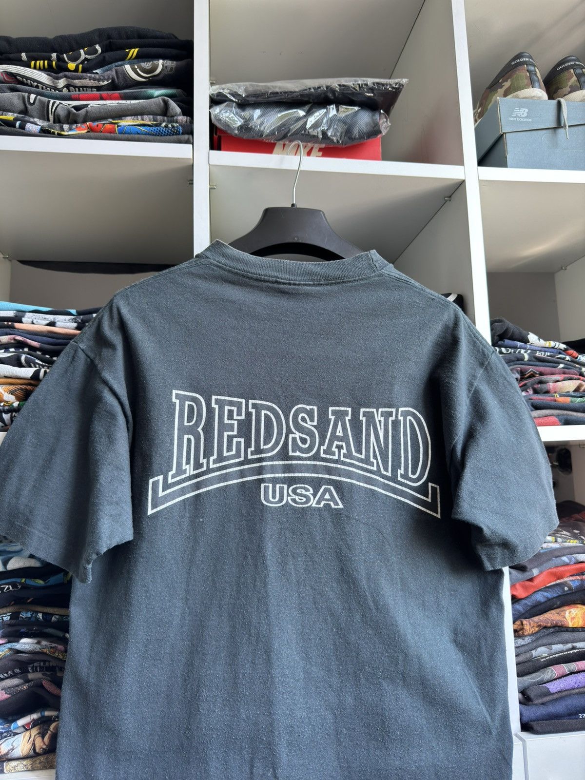 Vintage Vintage 90s Redsand USA SINGLE STITCHING TEE Size US M / EU 48-50 / 2 - 2 Thumbnail