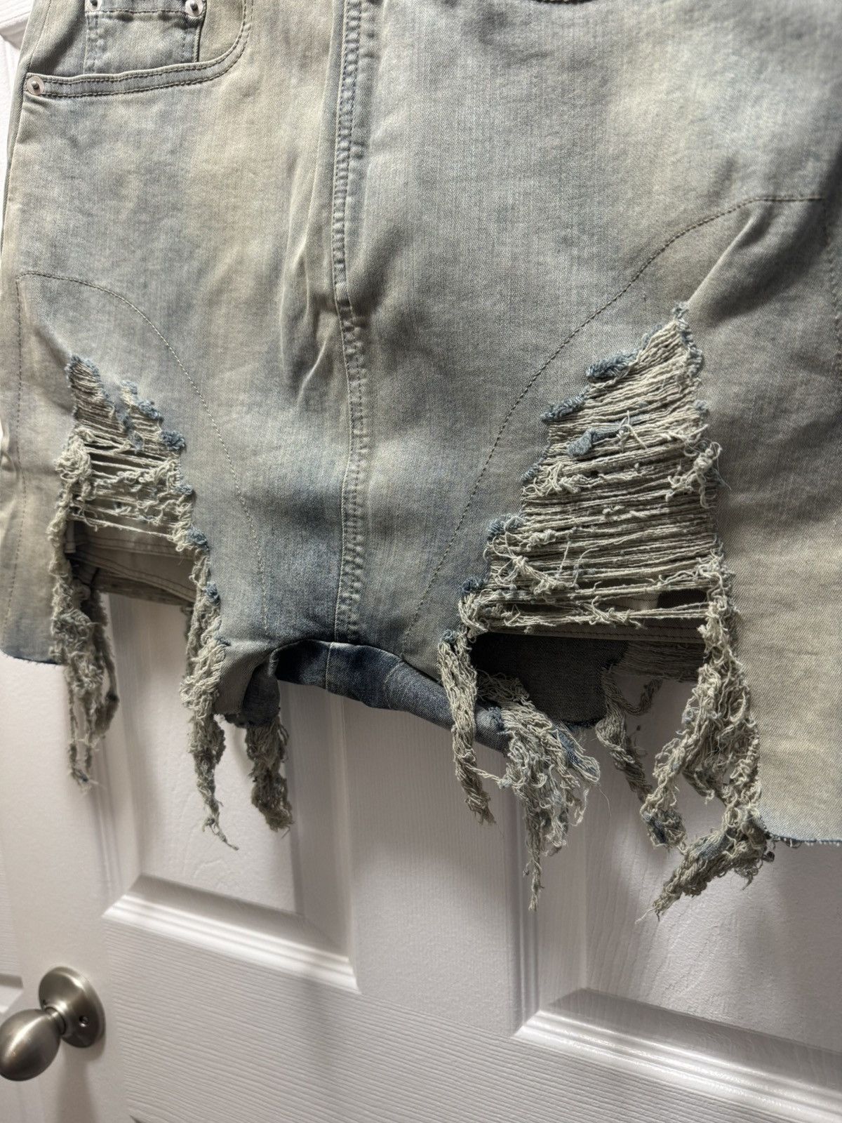 Rick Owens Drkshdw Rick Owens DRKSHDW Blue Dirt Cutoff Distressed Denim Shorts Size US 32 / EU 48 - 3 Thumbnail
