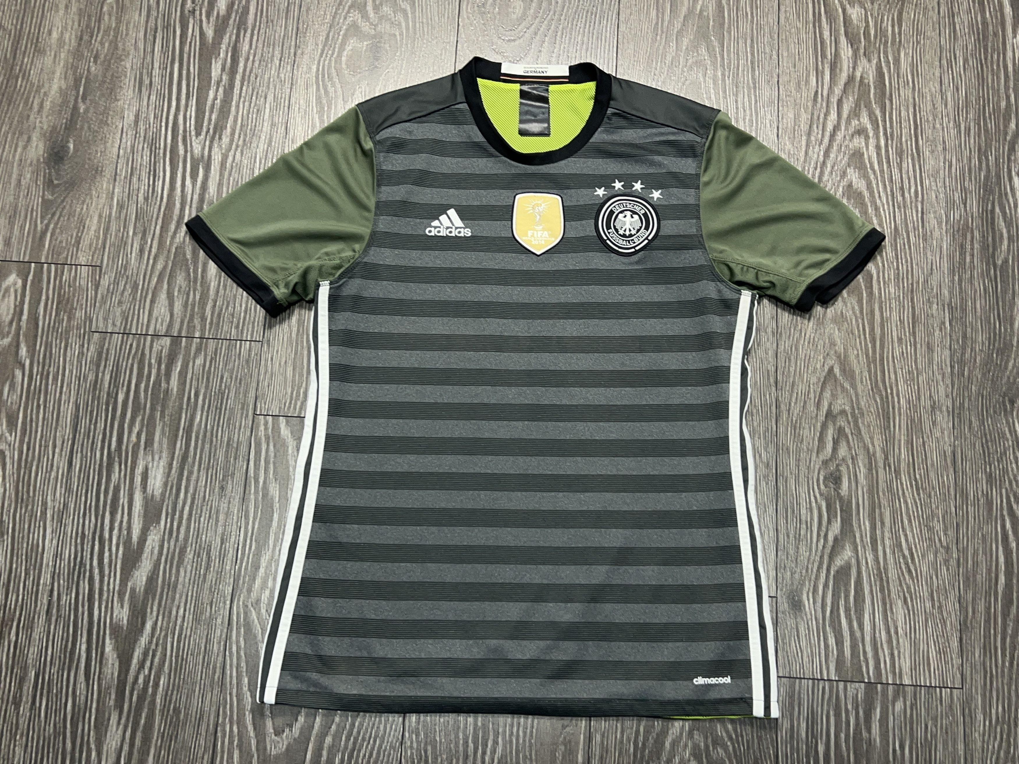 Adidas Germany National Team 2016 2017 Reversible Soccer Shirt Size US L / EU 52-54 / 3 - 1 Thumbnail